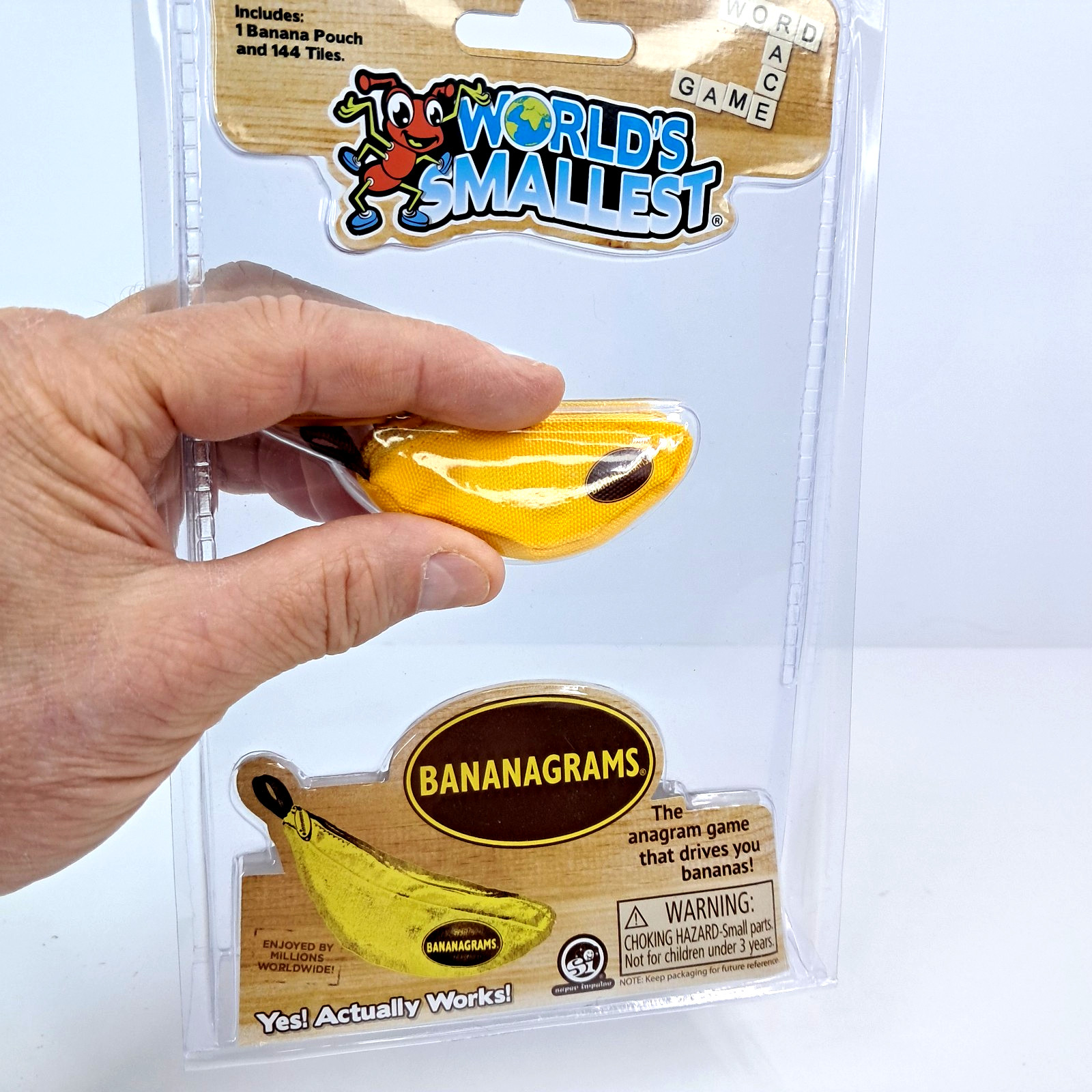 Worlds Smallest Bananagrams Family Word Game Mini Travel Size 1 Pouch 14 Tiles