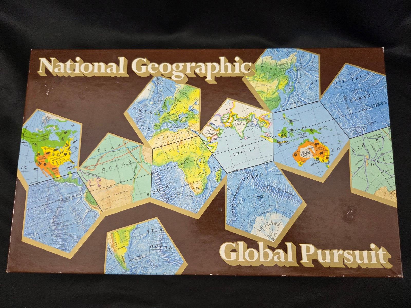 Complete National Geographic Global Pursuit Geography Board Game 1987 USA