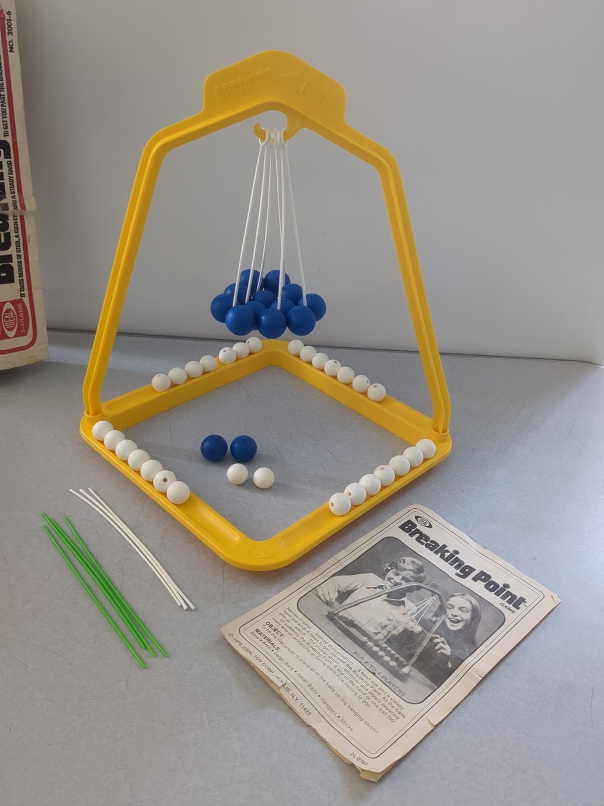 BREAKING POINT Dexterity Skill Game 1976 Ideal