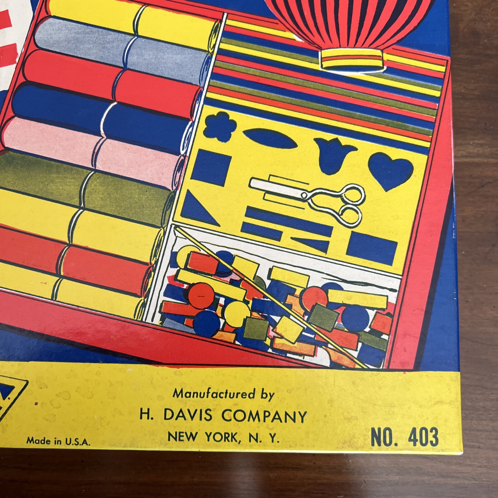 RARE Vintage 1940’s Davis “Colorful Papercraft” Craft Kit – New in Box!