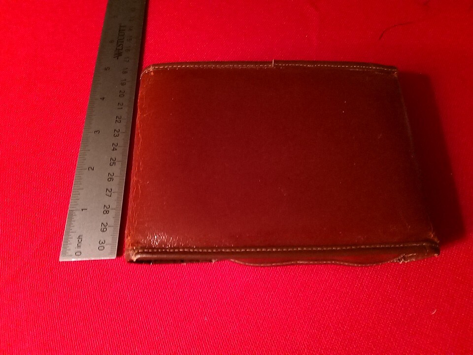 Vintage Deluxe Play Kit Leather Dice, Cards Chips Score Cards