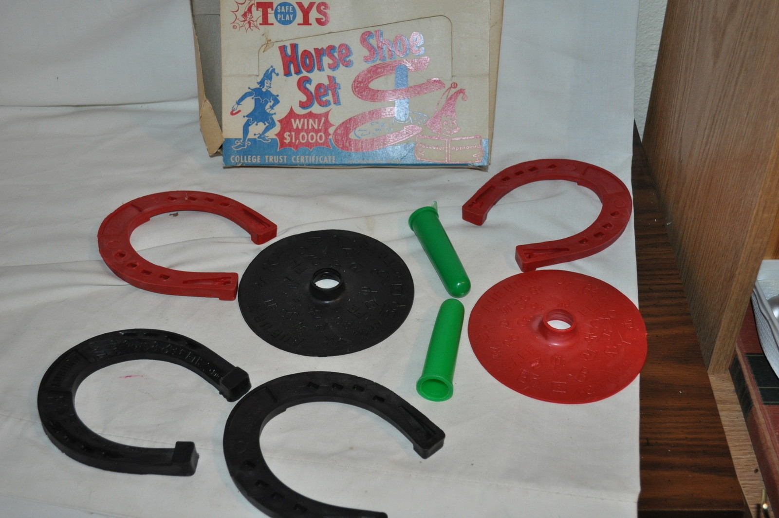 1964 AUBURN WESTERN BRANDED HORSESHOE COMPLETE SET IN BOX VINTAGE USA MADE GAME