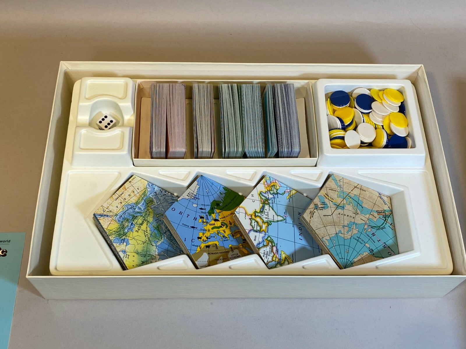 National Geographic Global Pursuit Board Game 1987 USA Vintage Old Geography Map