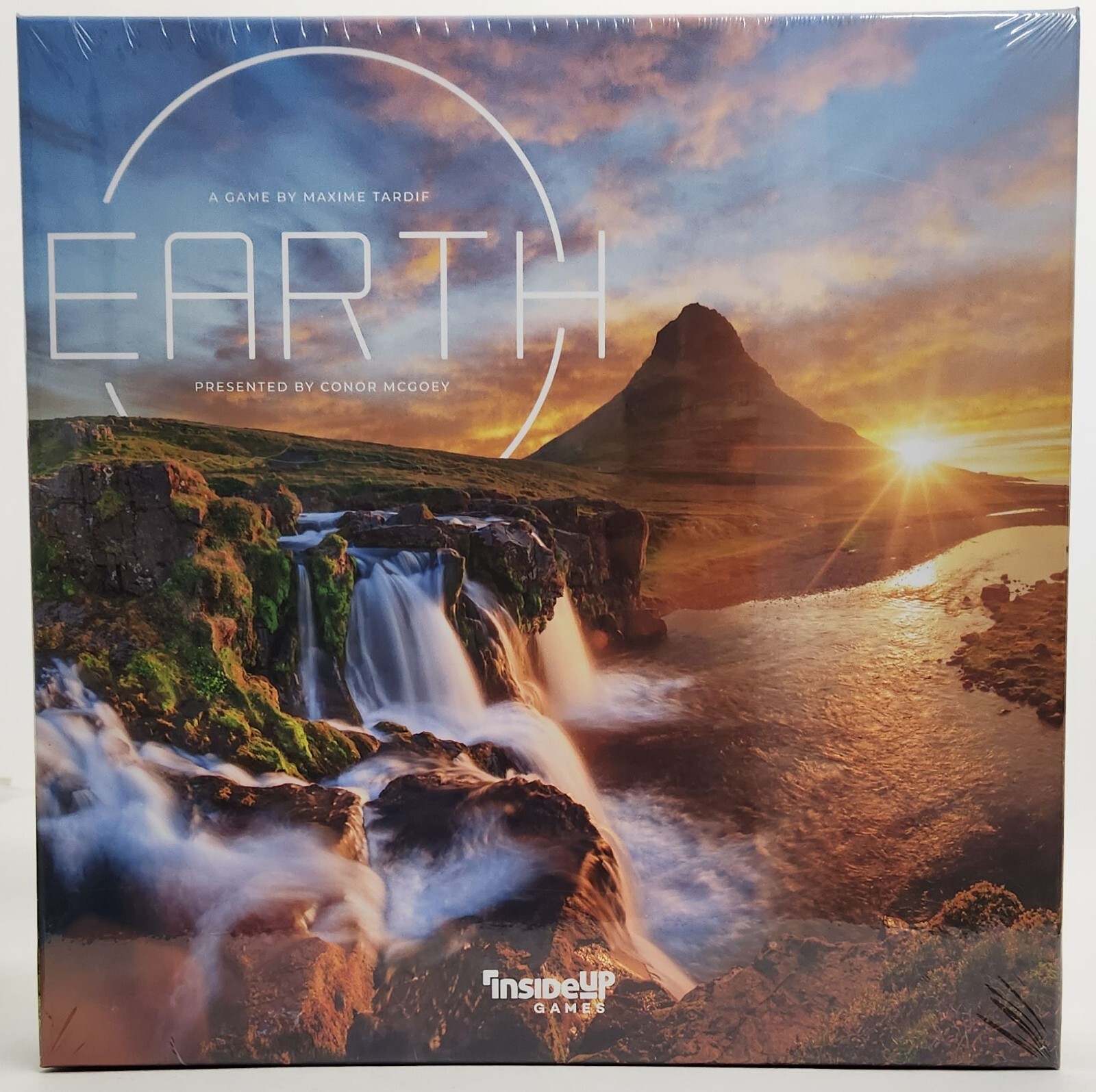 Earth Boardgame Retail Edition – by Inside Up Games SEALED