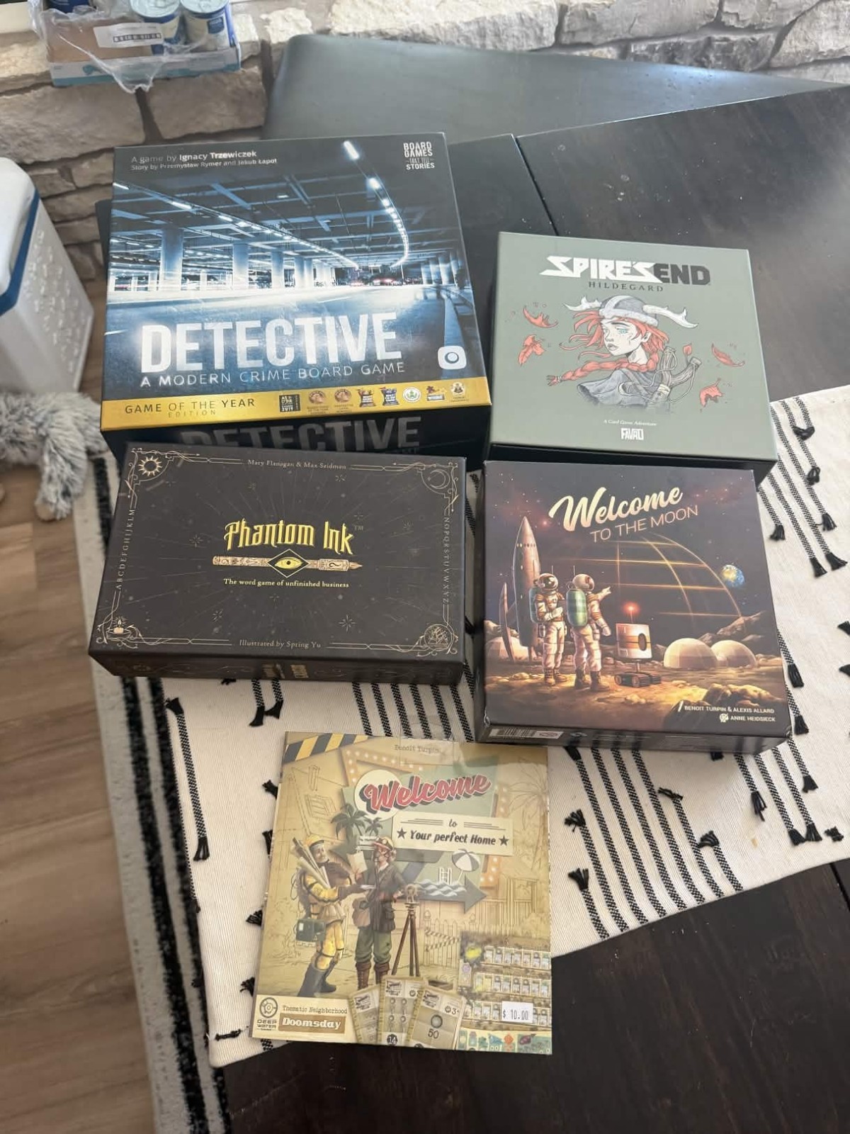 Board Game Lot 6 – READ DESC – Spire’s End Hildegard, Welcome to the moon, more