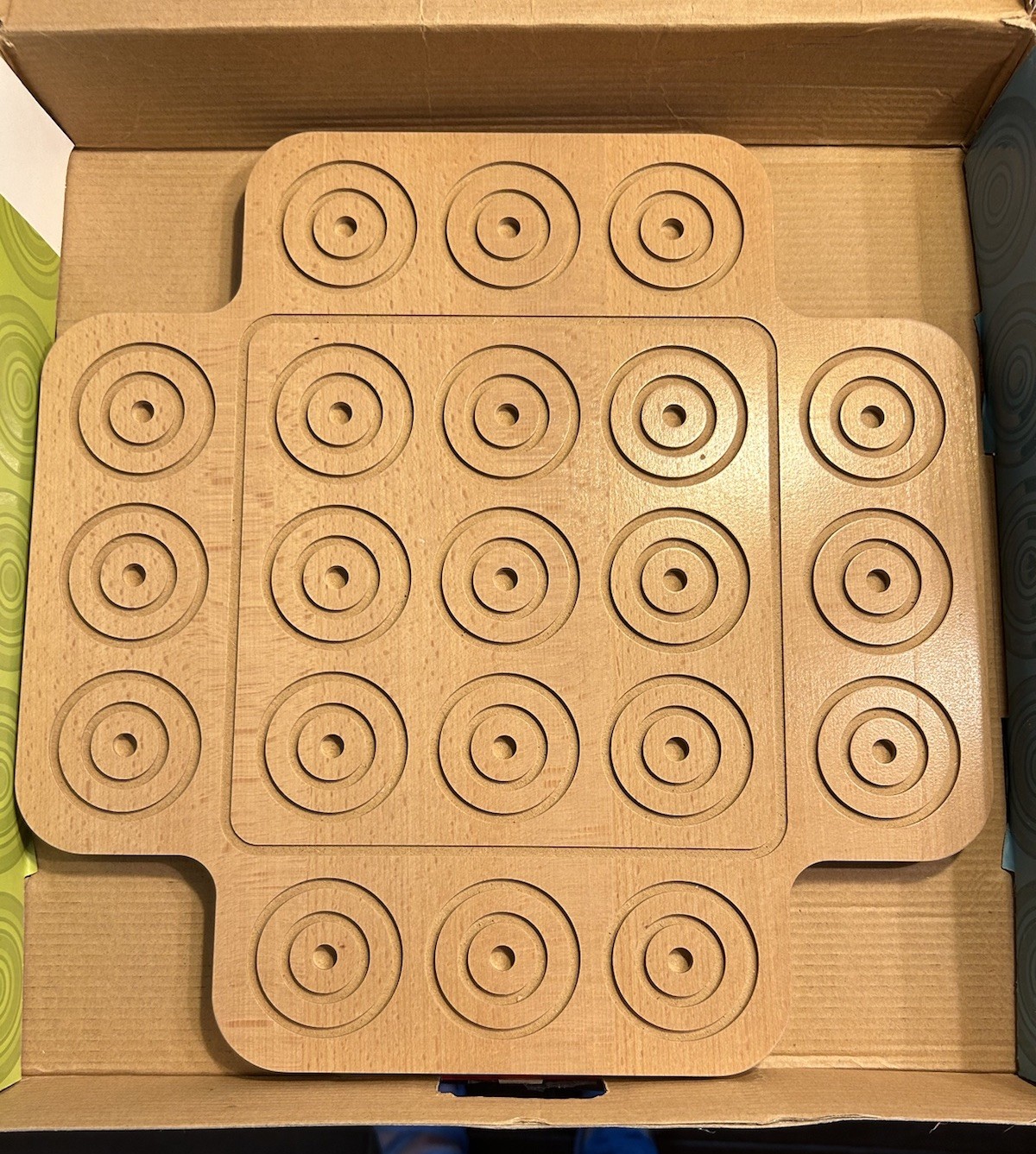 Spin Master Games, Otrio Wood Strategy Game, Fun Family Board Game, STEM Game