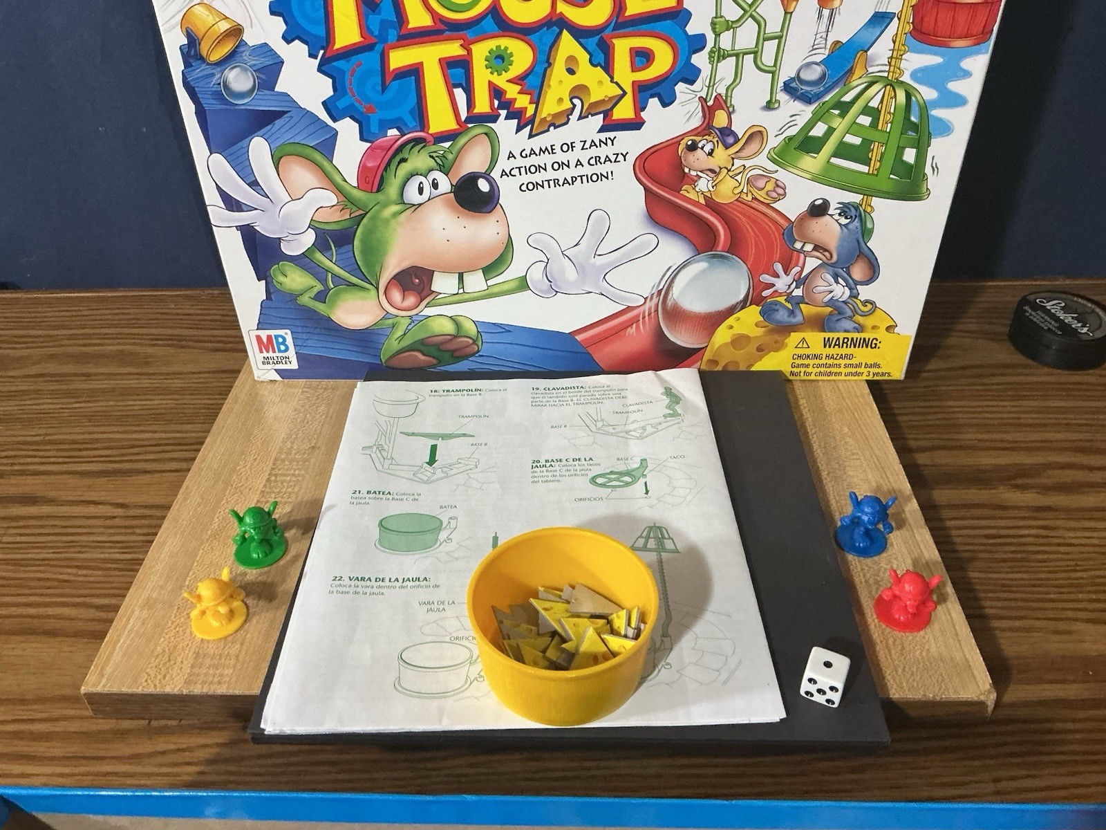 VINTAGE Mouse Trap COMPLETE Milton Bradley 2005 Classic Board Game Kids Family
