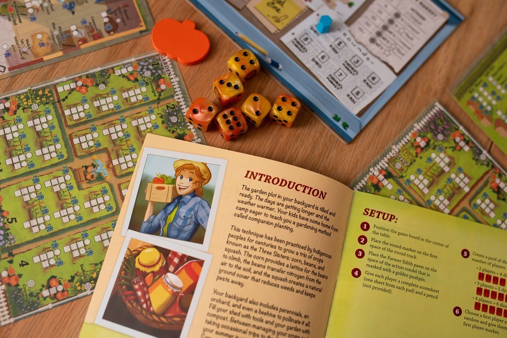 Three Sisters : Harvest Edition Roll & Write Board Game – 25th Century Games