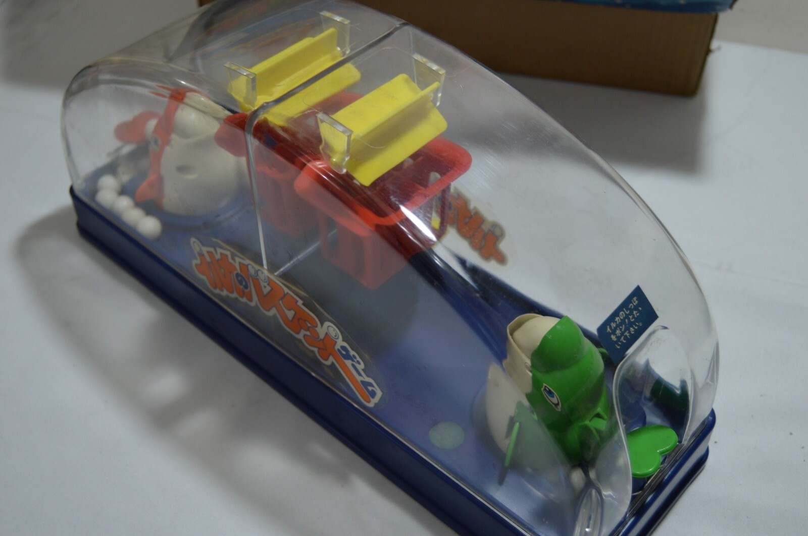 RARE 80´s Japan Dolphins Baskets Game, Board Table