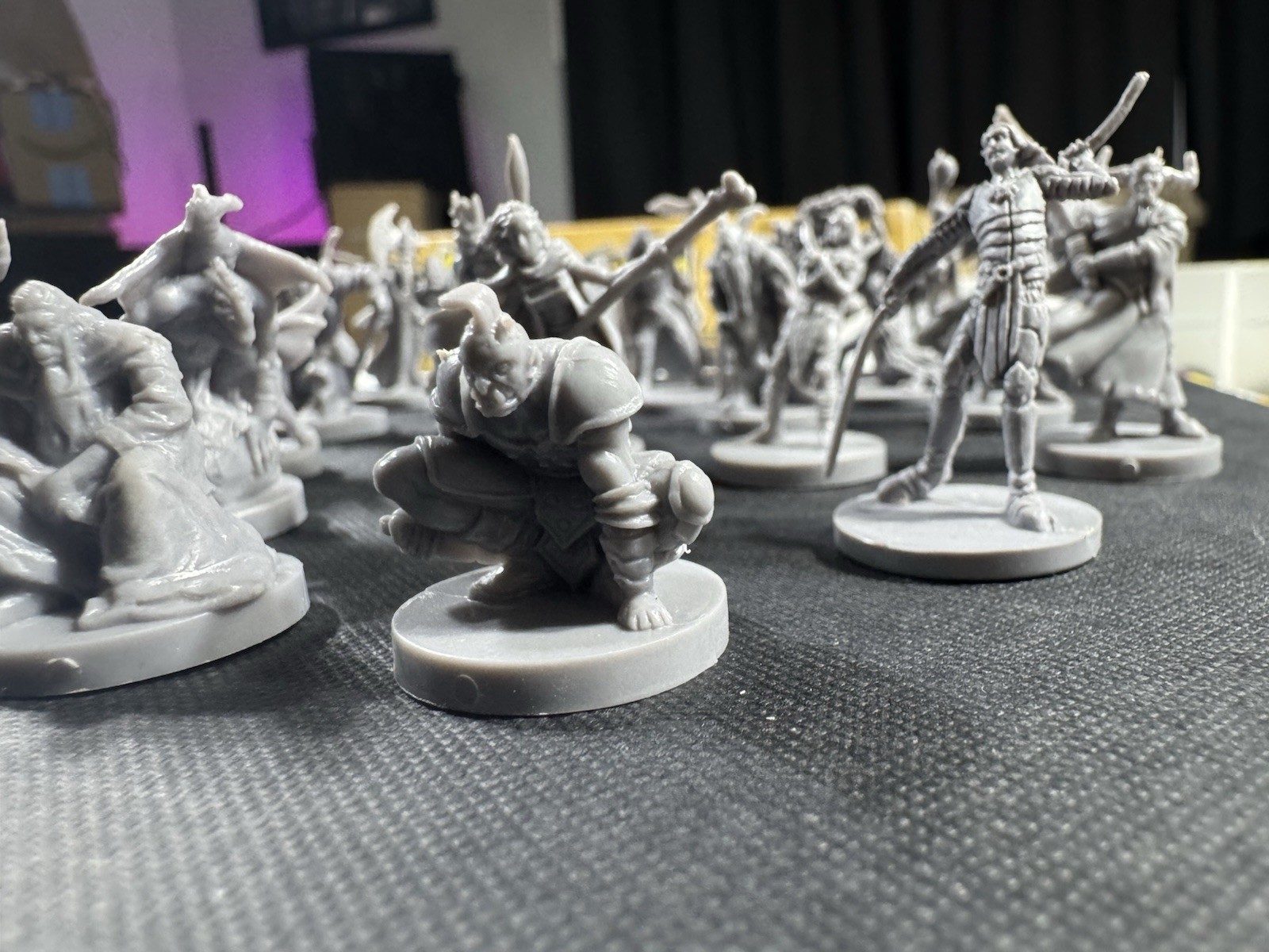 Runebound 2nd edition + 2 Extra Expansions Read