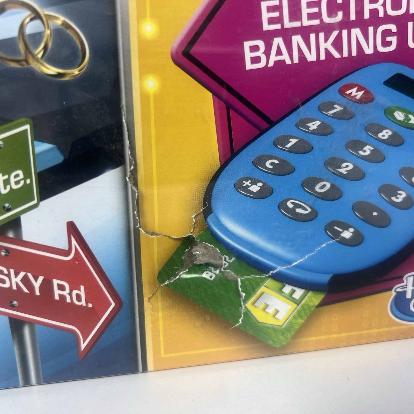 Brand New The Game of Life Electronic Banking 2014 Hasbro Sealed Board Game
