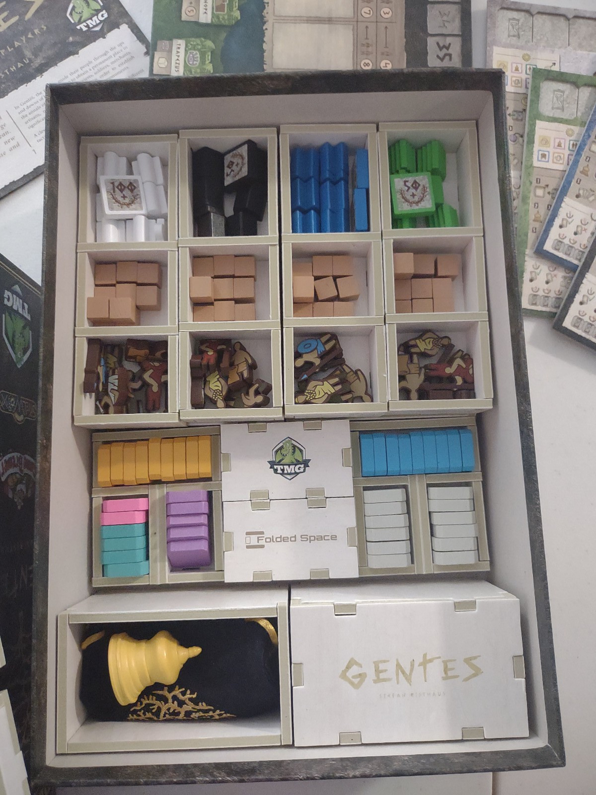 Gentes: Deluxified Edition (Kickstarter Version)