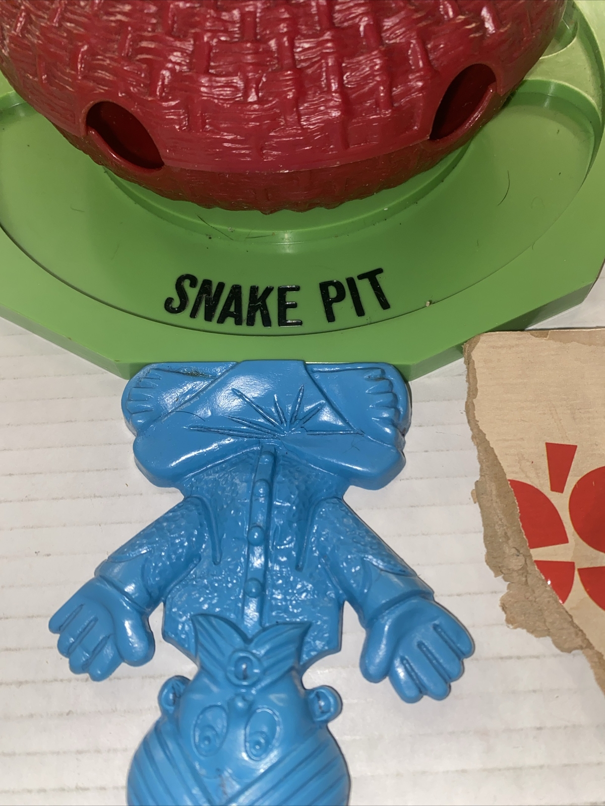 Vintage 1966 Snakes Alive! Ideal Toys Board Game MISSING Instructions Box 1960s