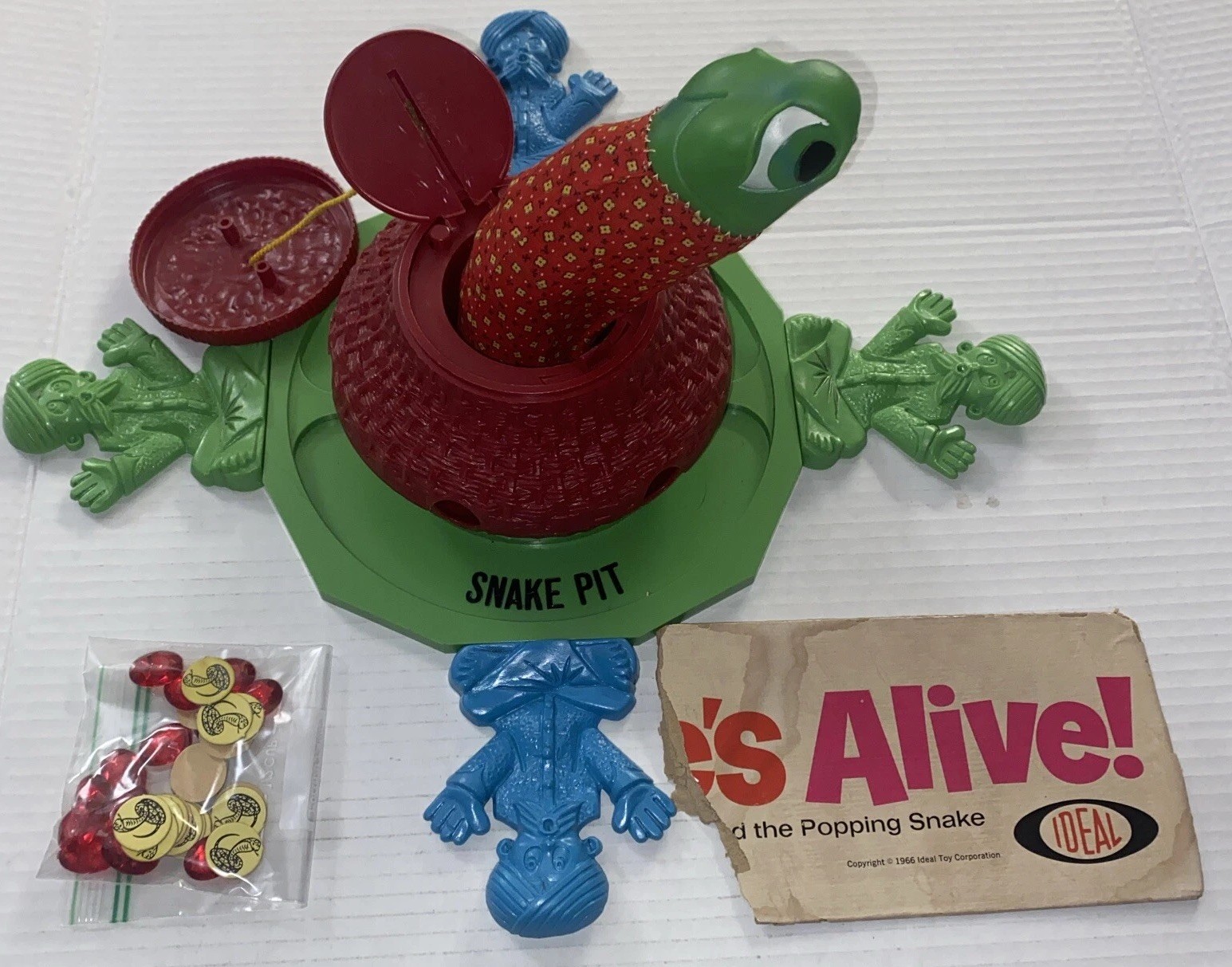 Vintage 1966 Snakes Alive! Ideal Toys Board Game MISSING Instructions Box 1960s