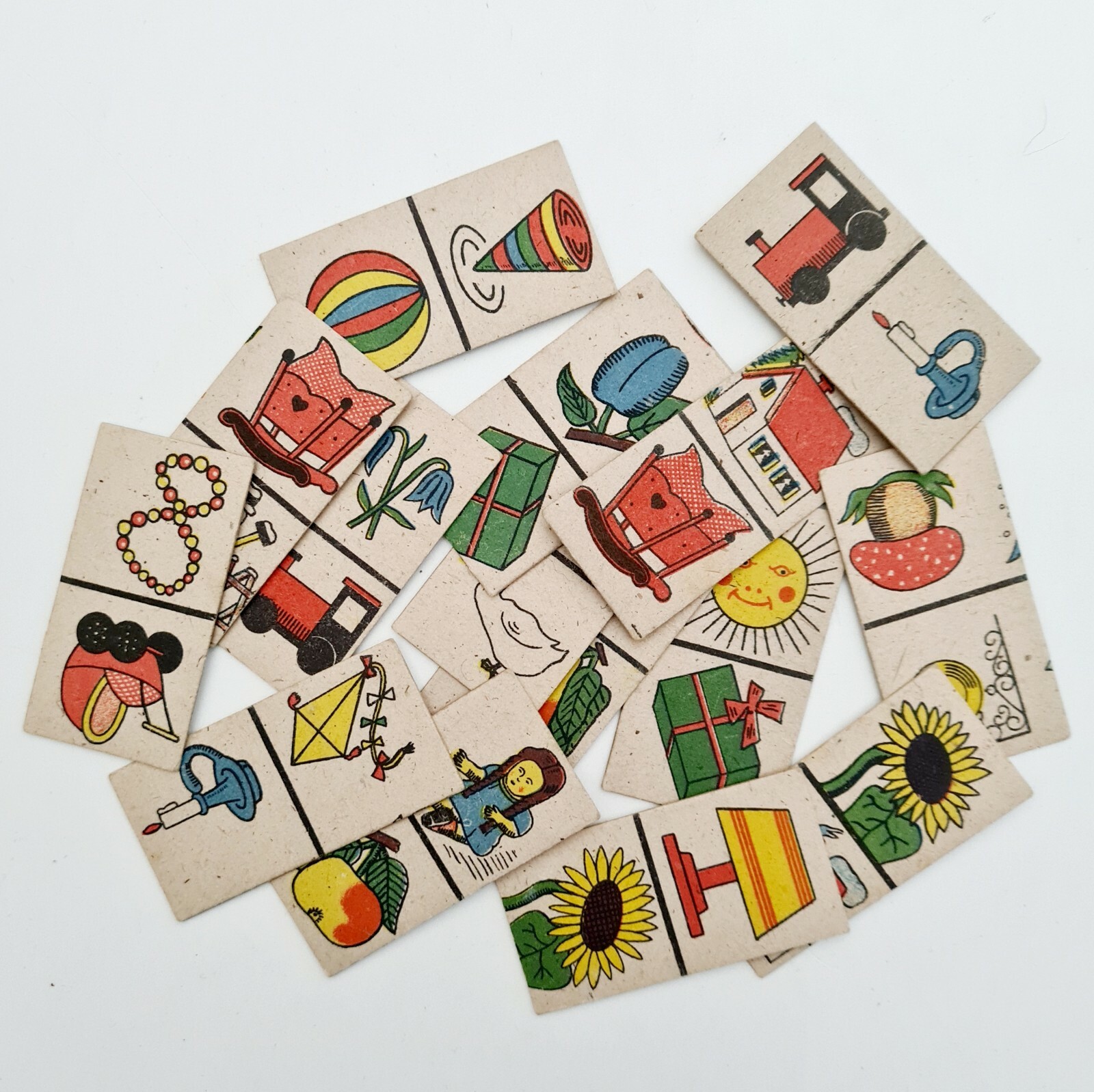 1950s/60s GDR toy DOMINO laying game/cardboard/east/nostalgia/childhood