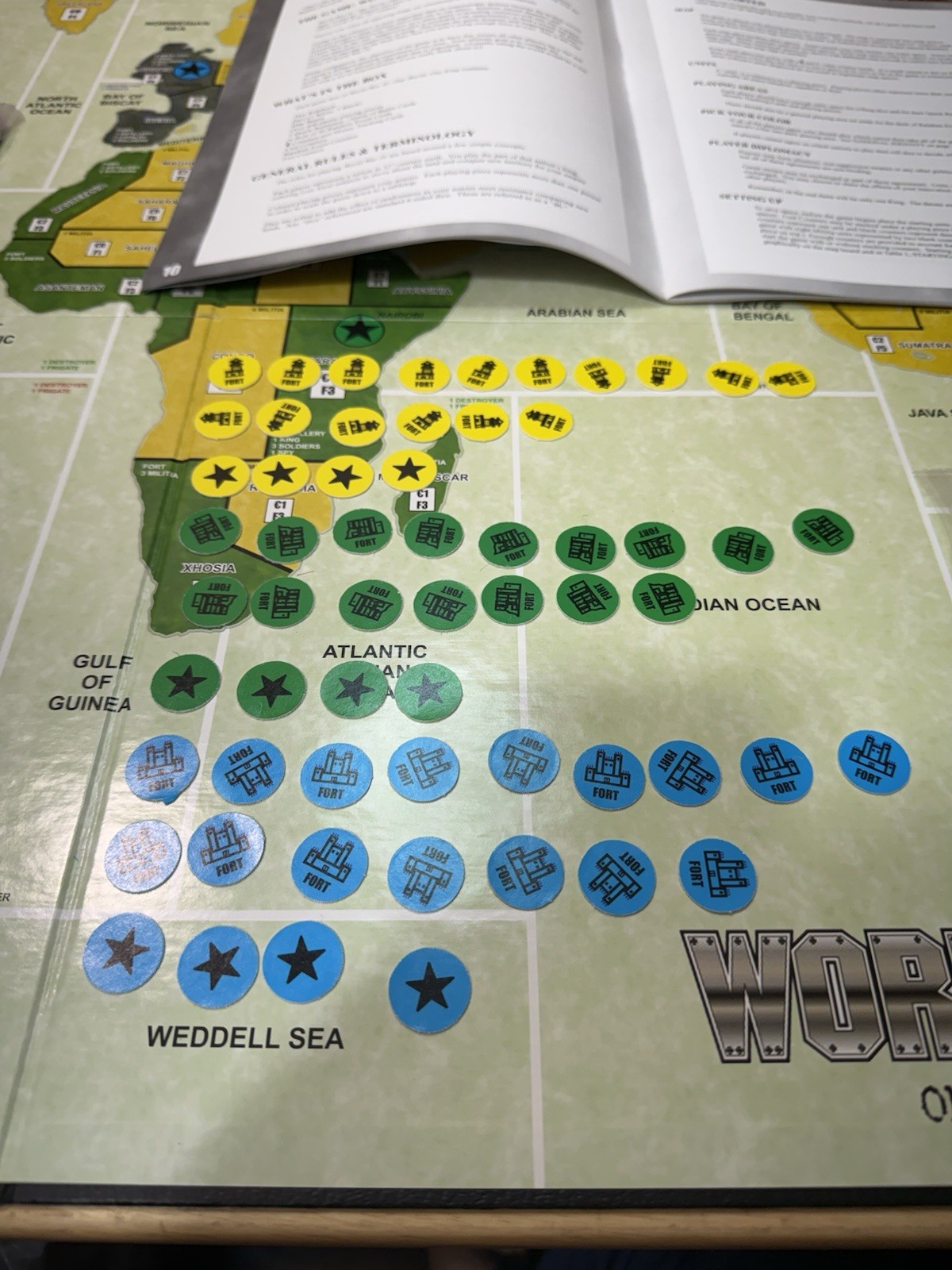 Ziggurat – WORLD WAR IV – One World, One King – Miniatures 2009 Hunley No Dice