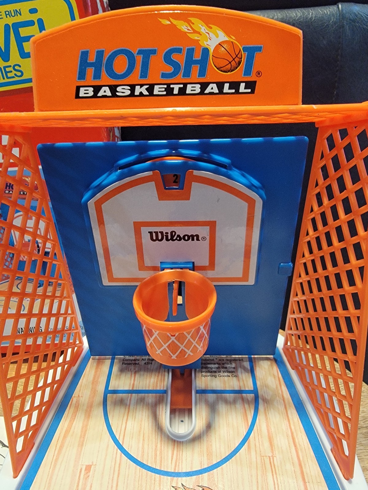 VTG MB Milton Bradley Travel Hot Shot Basketball Game – COMPLETE – TESTED EUC