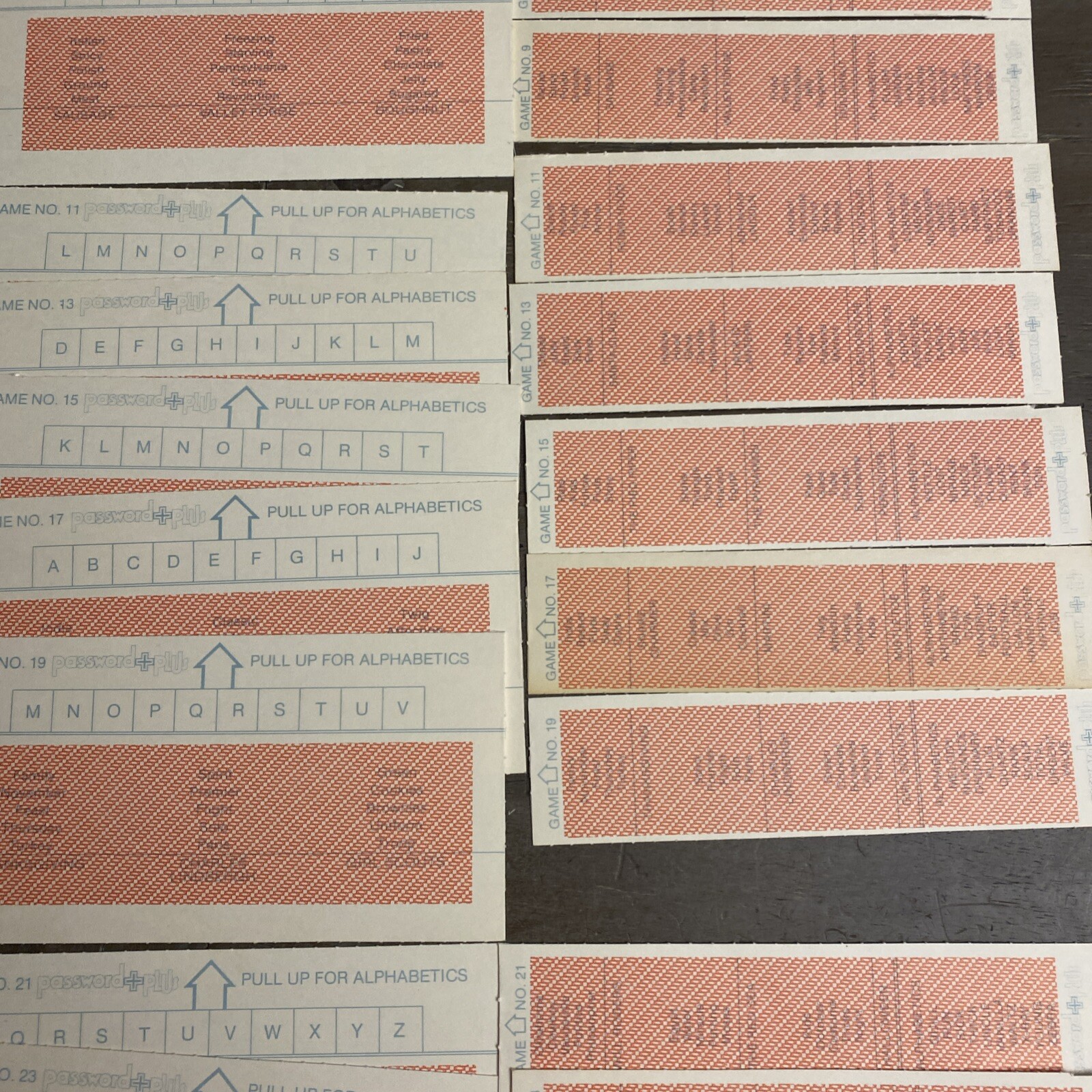 1978 Milton Bradley Password Plus Board Game First Edition Complete