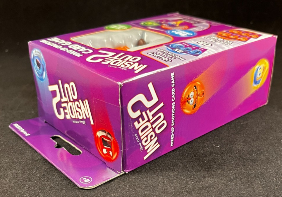 Disney Pixar – Inside Out 2 Mixed-Up Emotions Card Game w/ Collectible Figure