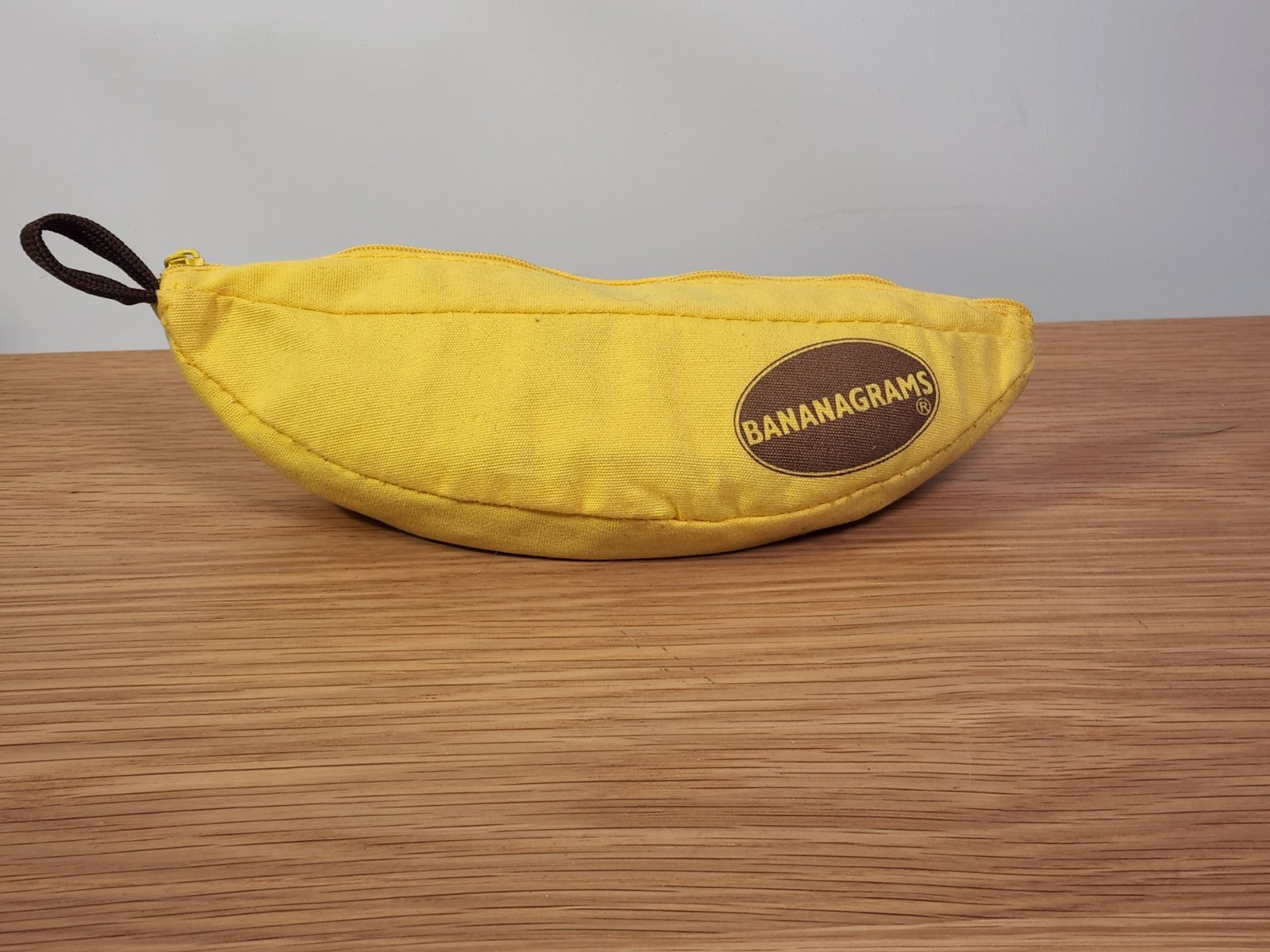 Bananagrams Crossword Family Fun Game Bananagram Word Play Banana EUC Complete