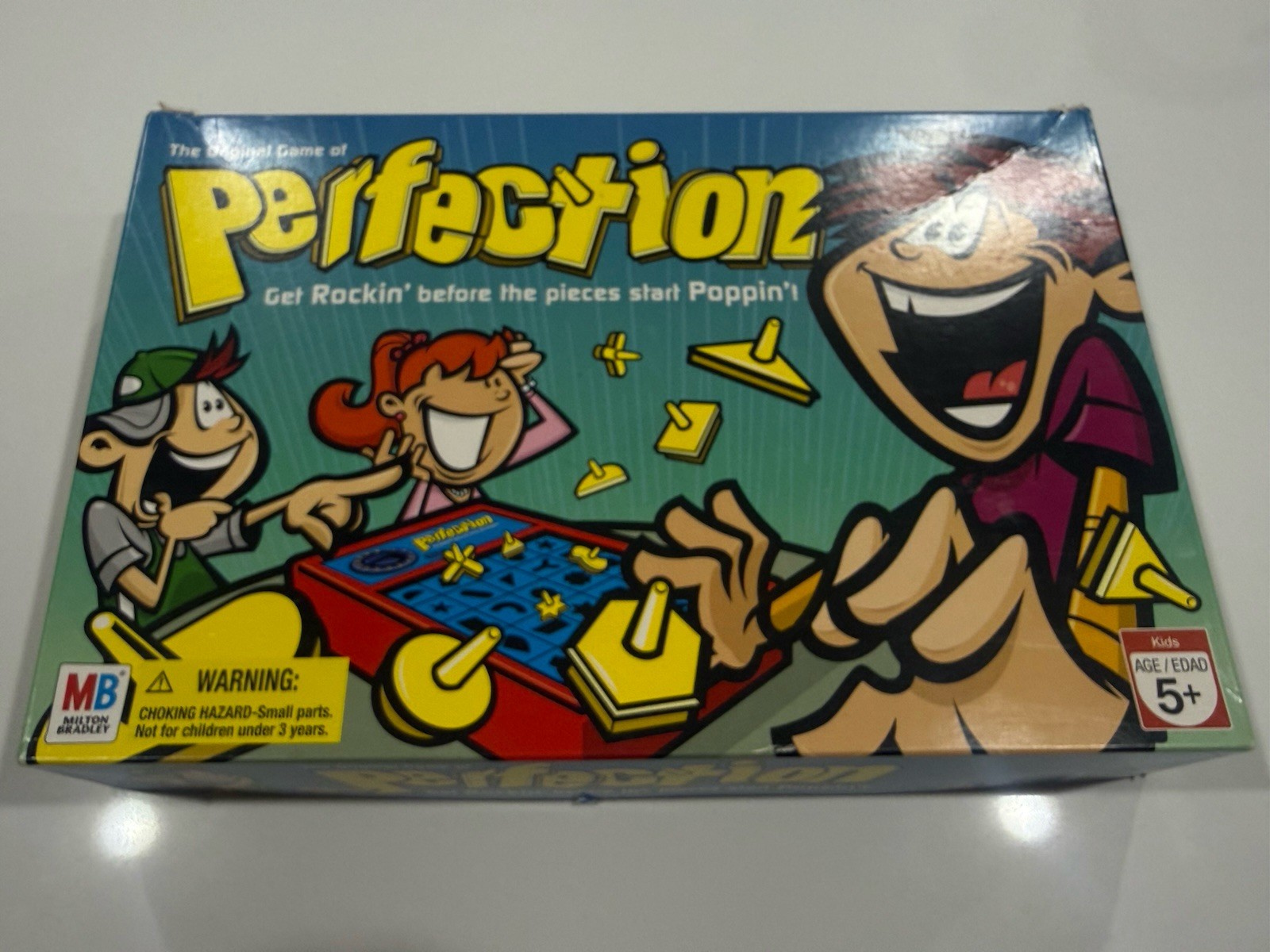 2006 Perfection Board Game Complete Tested Working Hasbro MB w/ Box Instructions