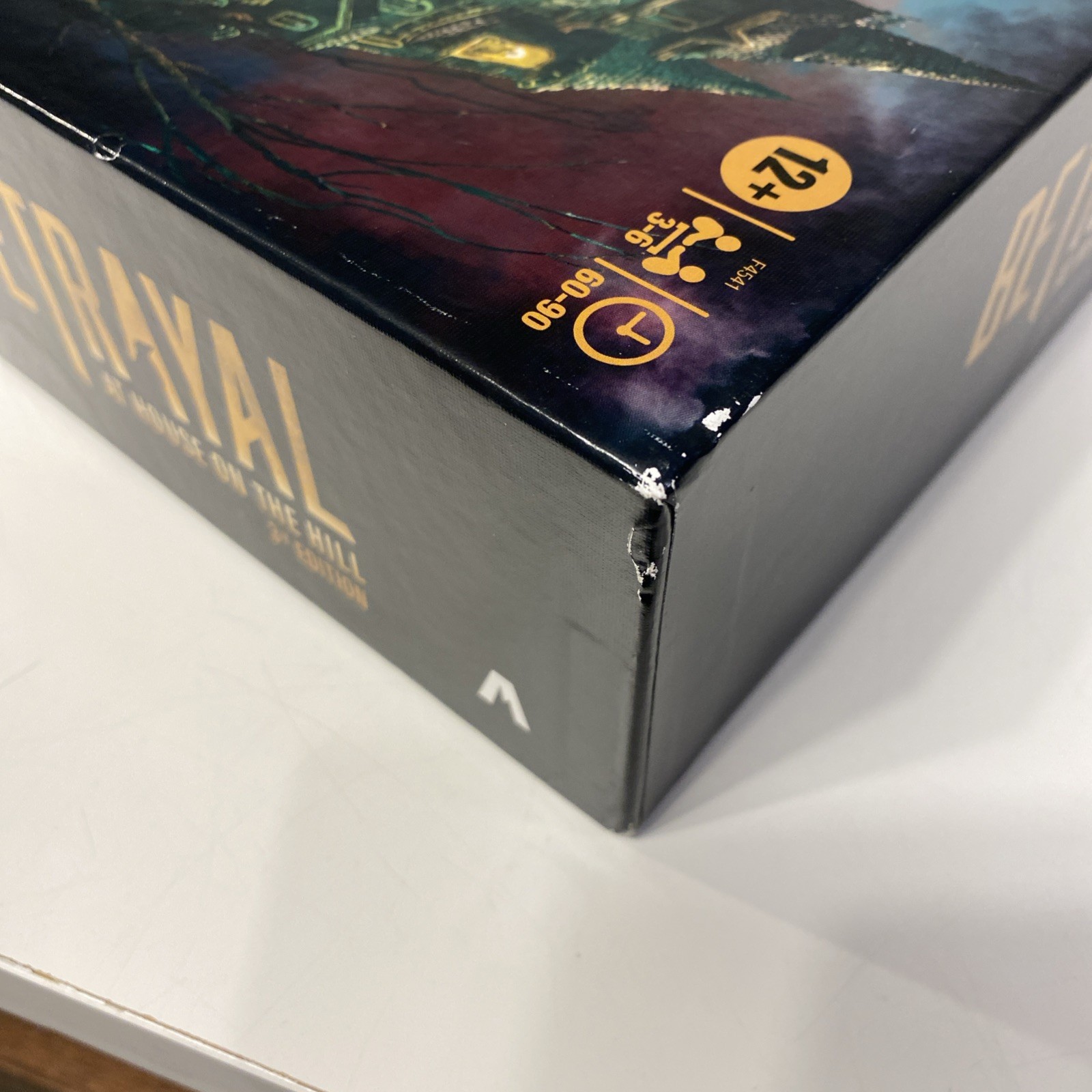 Betrayal at House on the Hill: 3rd Edition (2022) by Avalon Hill – New / Sealed