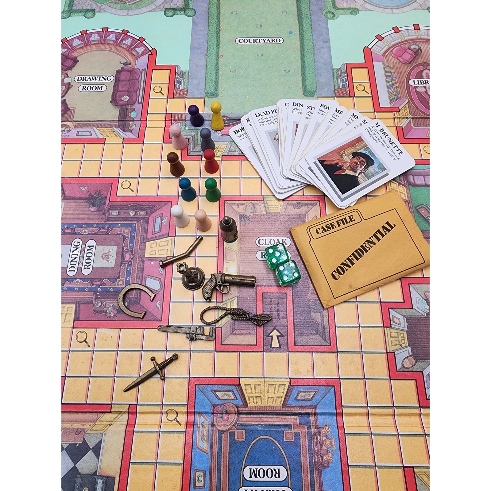 Vintage Clue Master Detective Board Game 1988 Parker Brothers Expanded Edition