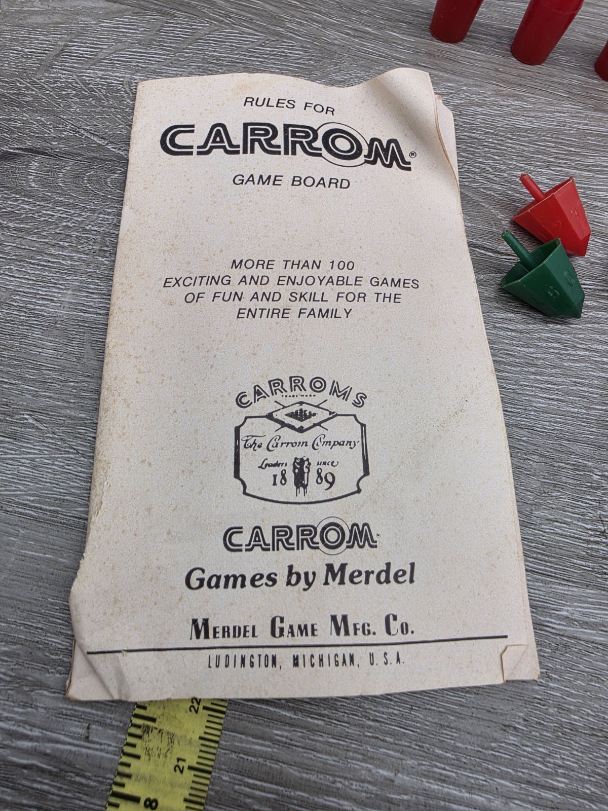 Lot of 38 Carrom Board Game Replacement Pieces And Instructions