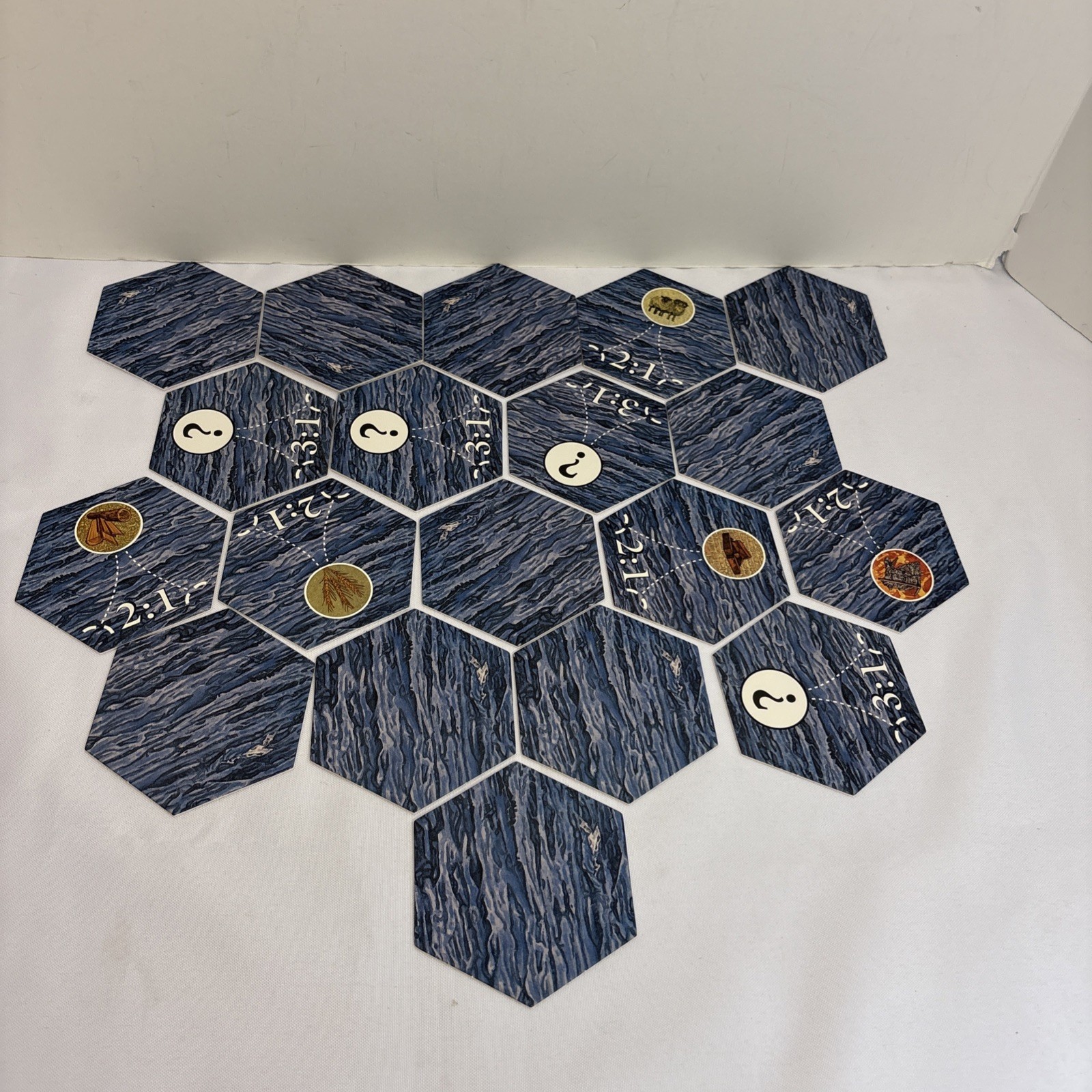 The Settlers of Catan by Klaus Teuber 1997 Mayfair Games #483 COMPLETE Vintage