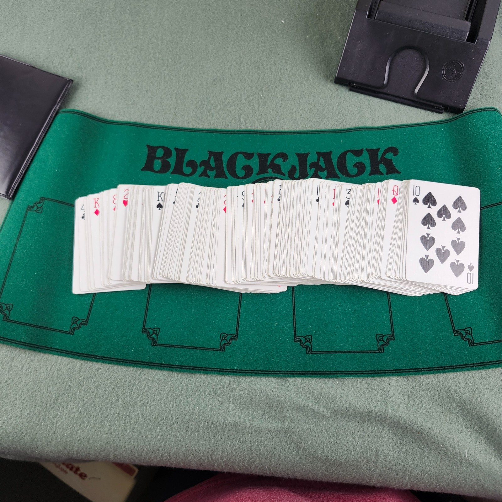 Vintage 21 Blackjack Casino Game Set Dealing Shoe Mat Vegas Night Decor COMPLETE