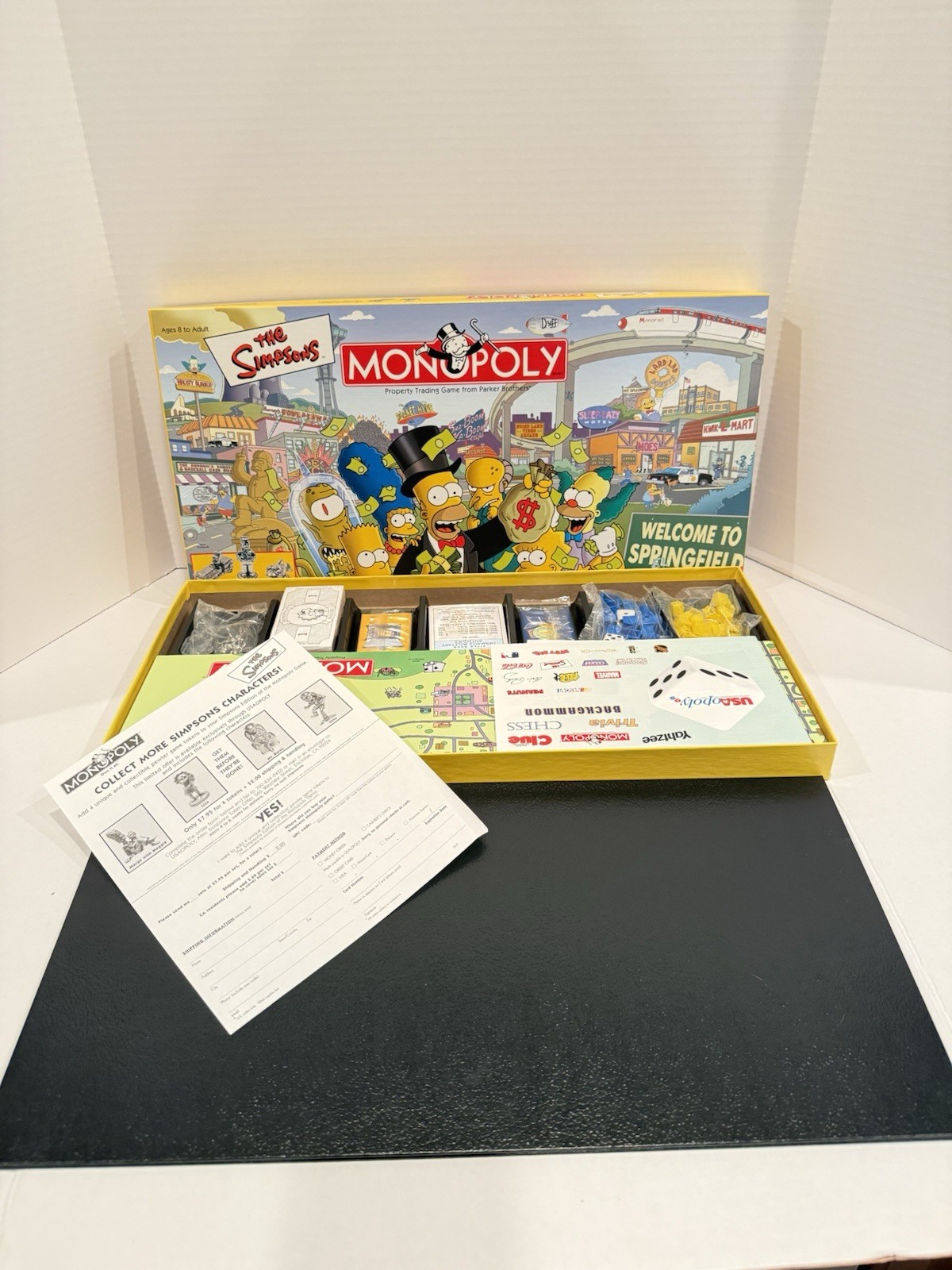 VINTAGE Monopoly THE SIMPSONS Complete BOARD GAME w/ Collectible Tokens 2001