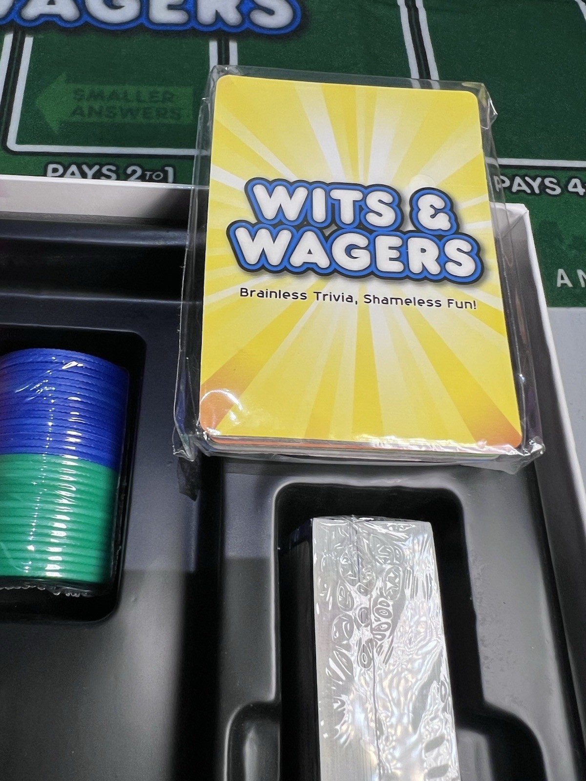Wits & Wagers Deluxe Edition Family Party Game North Star Games NSG 110 Trivia