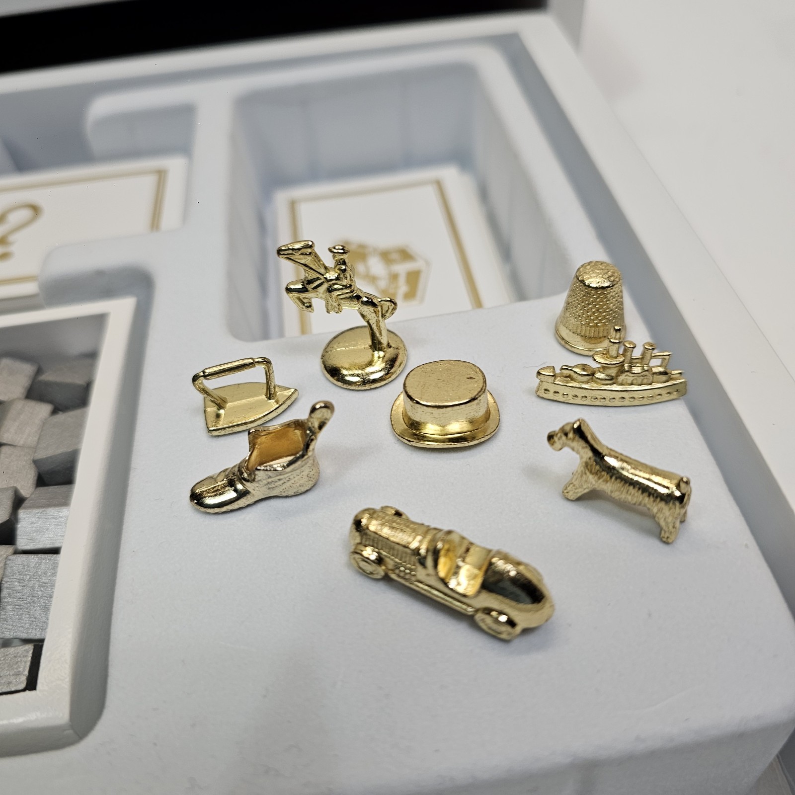 Monopoly Luxury LUXE White and Gold Limited Edition Hasbro 2017