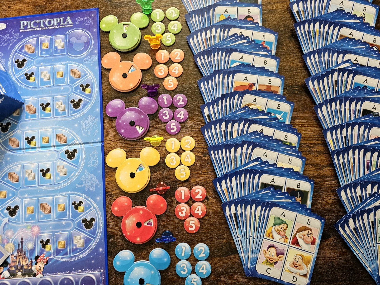 COMPLETE – Pictopia Disney Edition by Ravensburger (2017) – GREAT CONDITION GAME