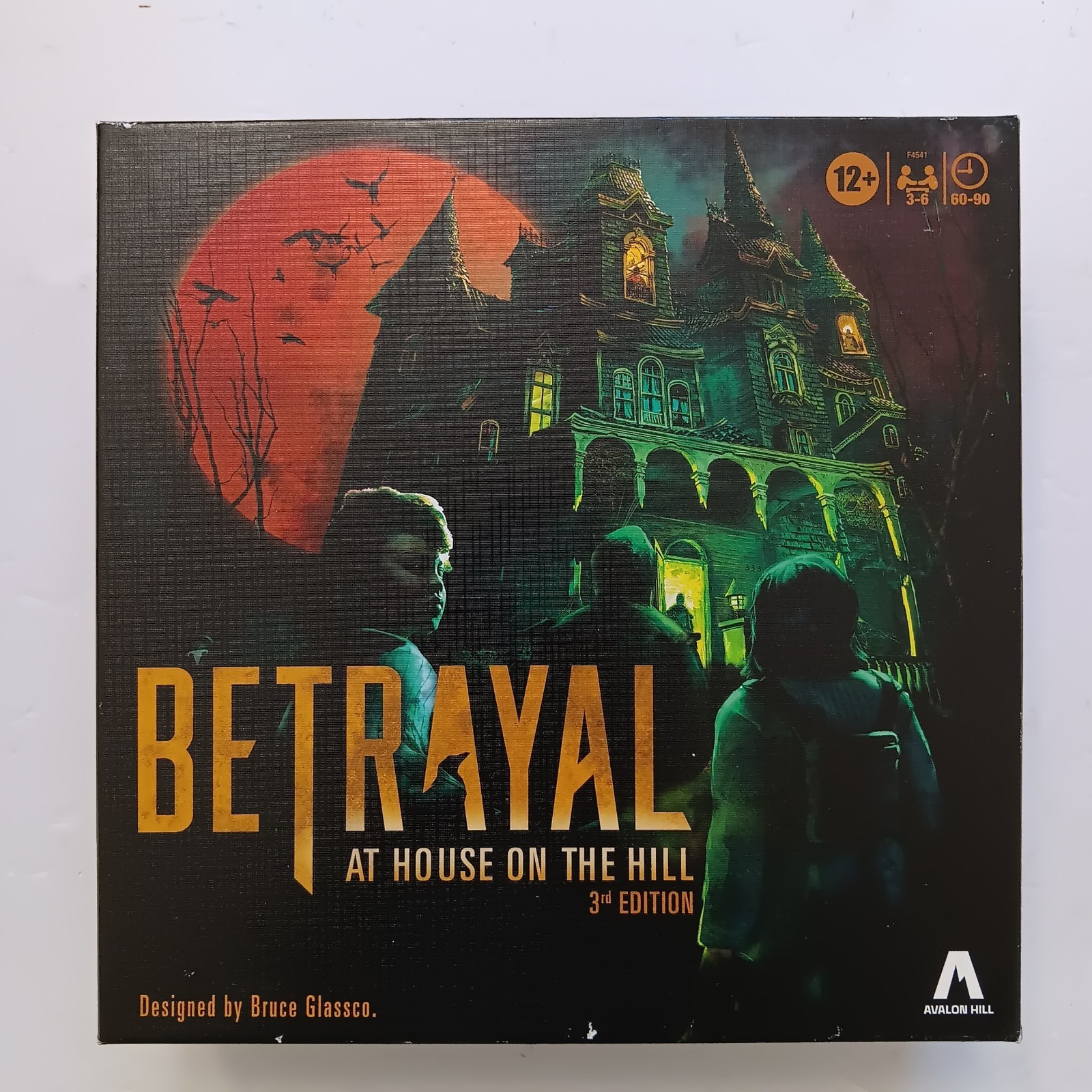 Avalon Hill Hasbro Gaming Betrayal at The House on The Hill 3rd Edition