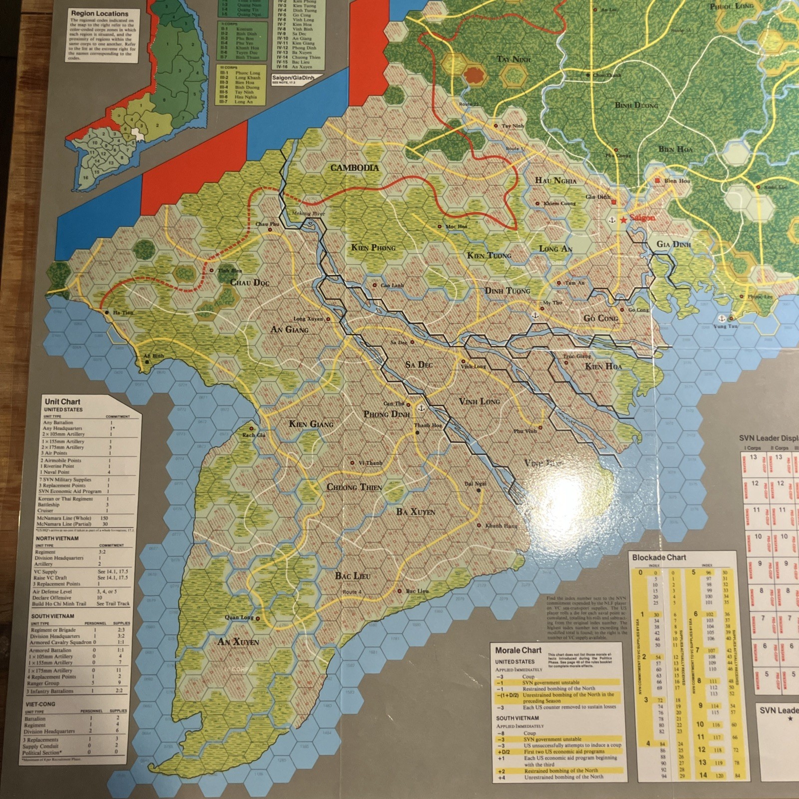 Nick Carp: Vietnam 1965-1975 War Game – 1984 Victory Games Inc. Used