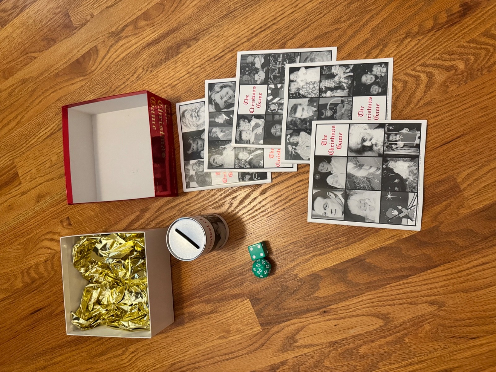 BRAND NEW! VINTAGE The Christmas Game. Holiday Games. 100% COMPLETE! Clean