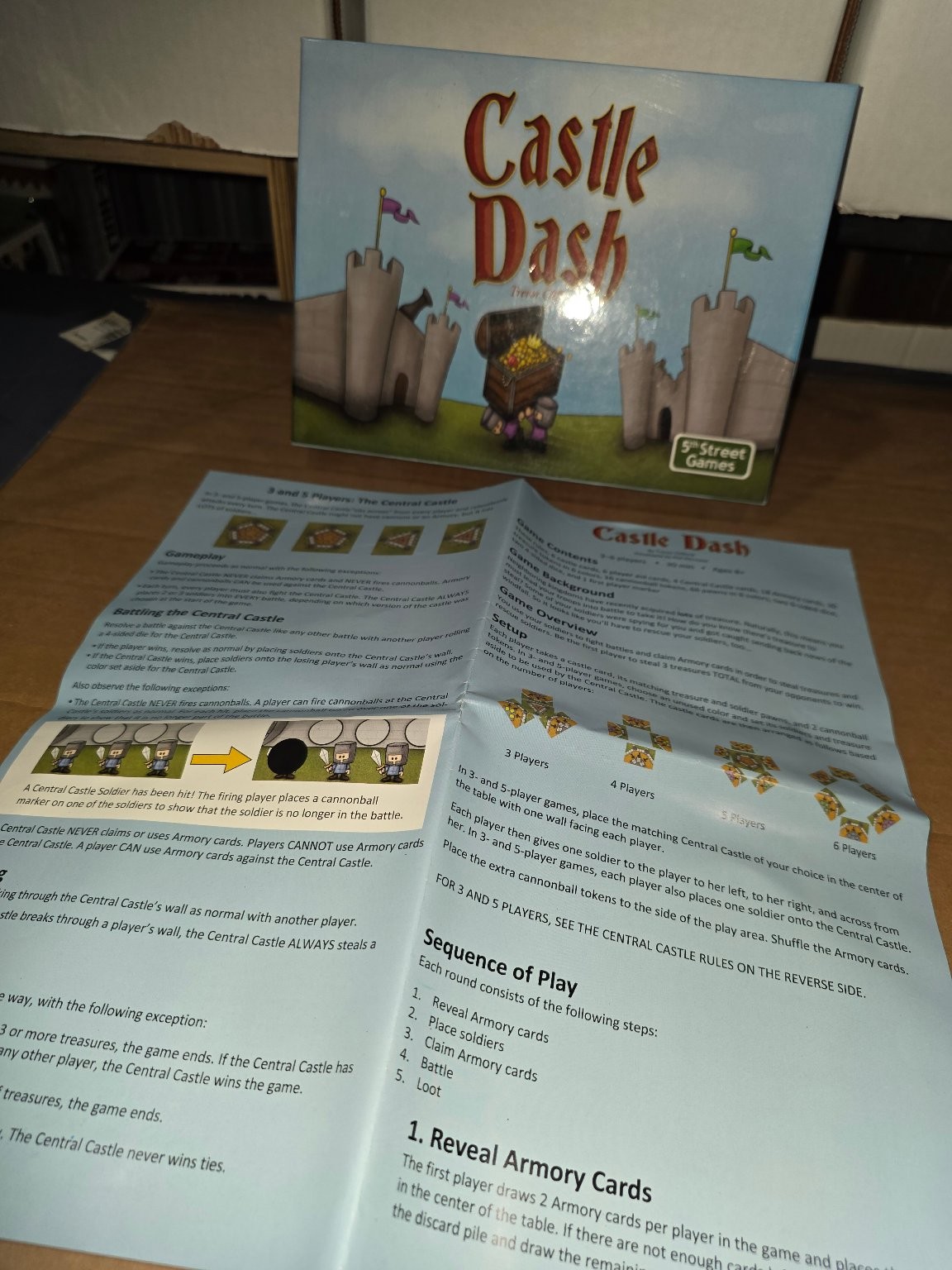 Castle Dash 5th Street Games Board Game 2-5 Players Fantasy Medieval