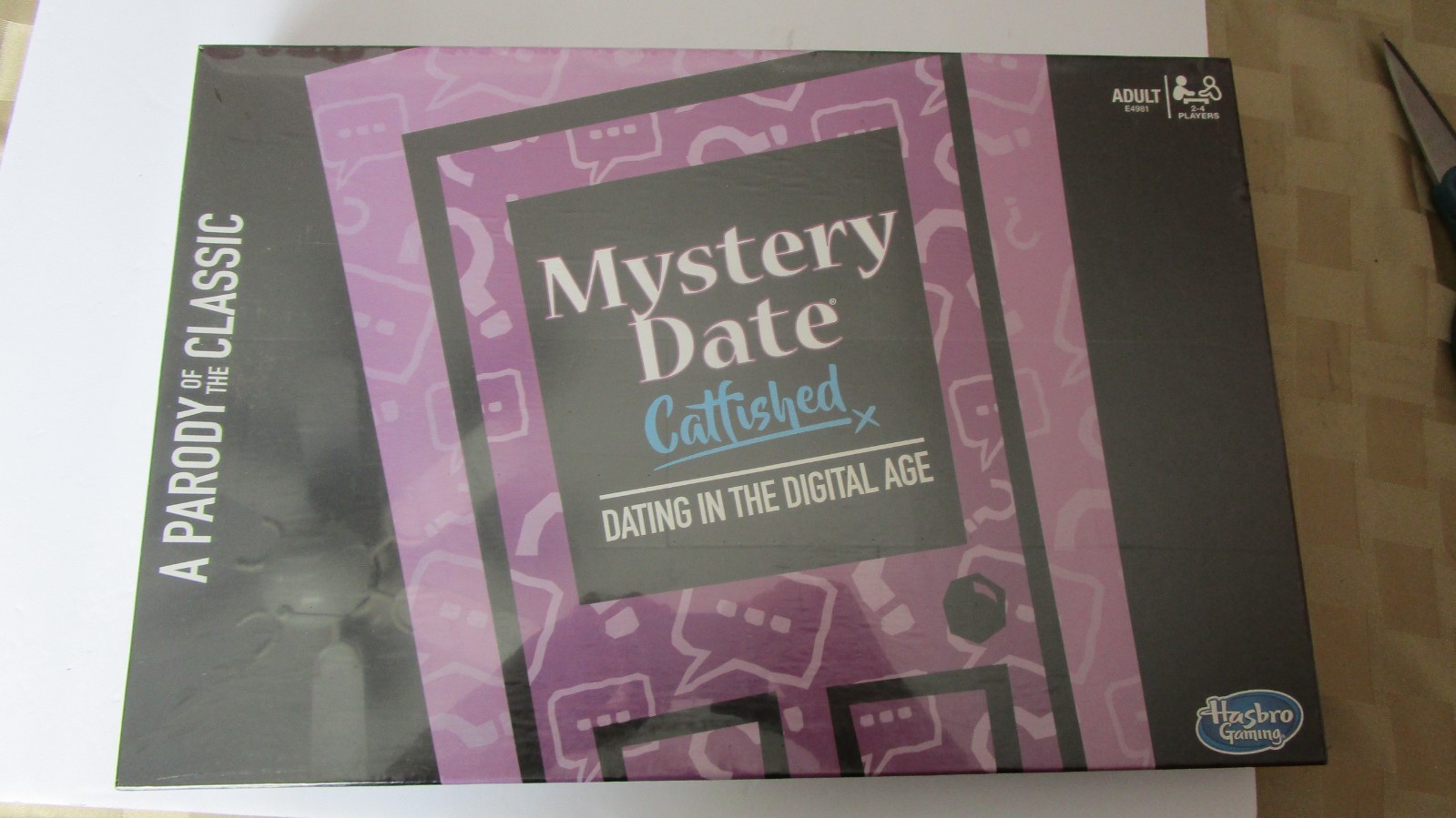 MYSTERY DATE CATFISHED DATING IN THE DIGNITAL AGE GAME NIB