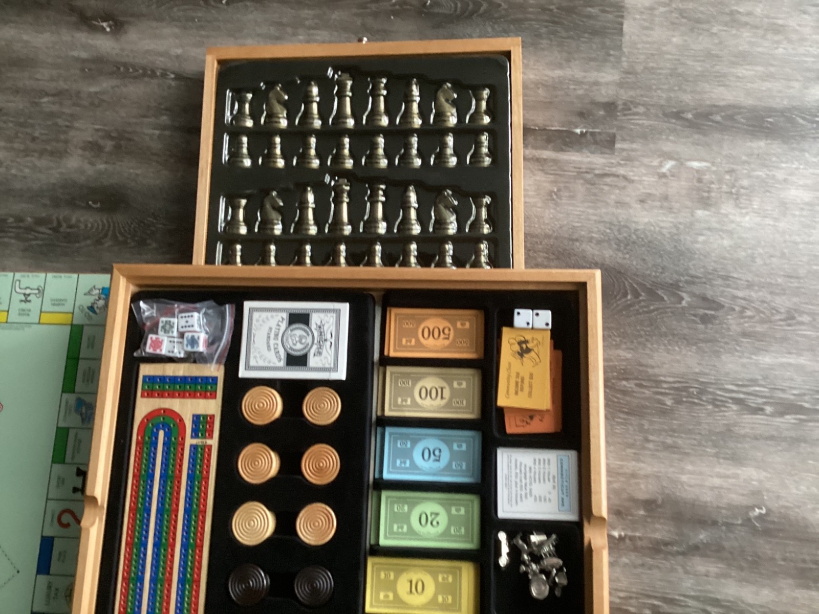 Hasbro/Parker Brothers, Monopoly, And Clue +6 Classic Games. Wooden Game Set