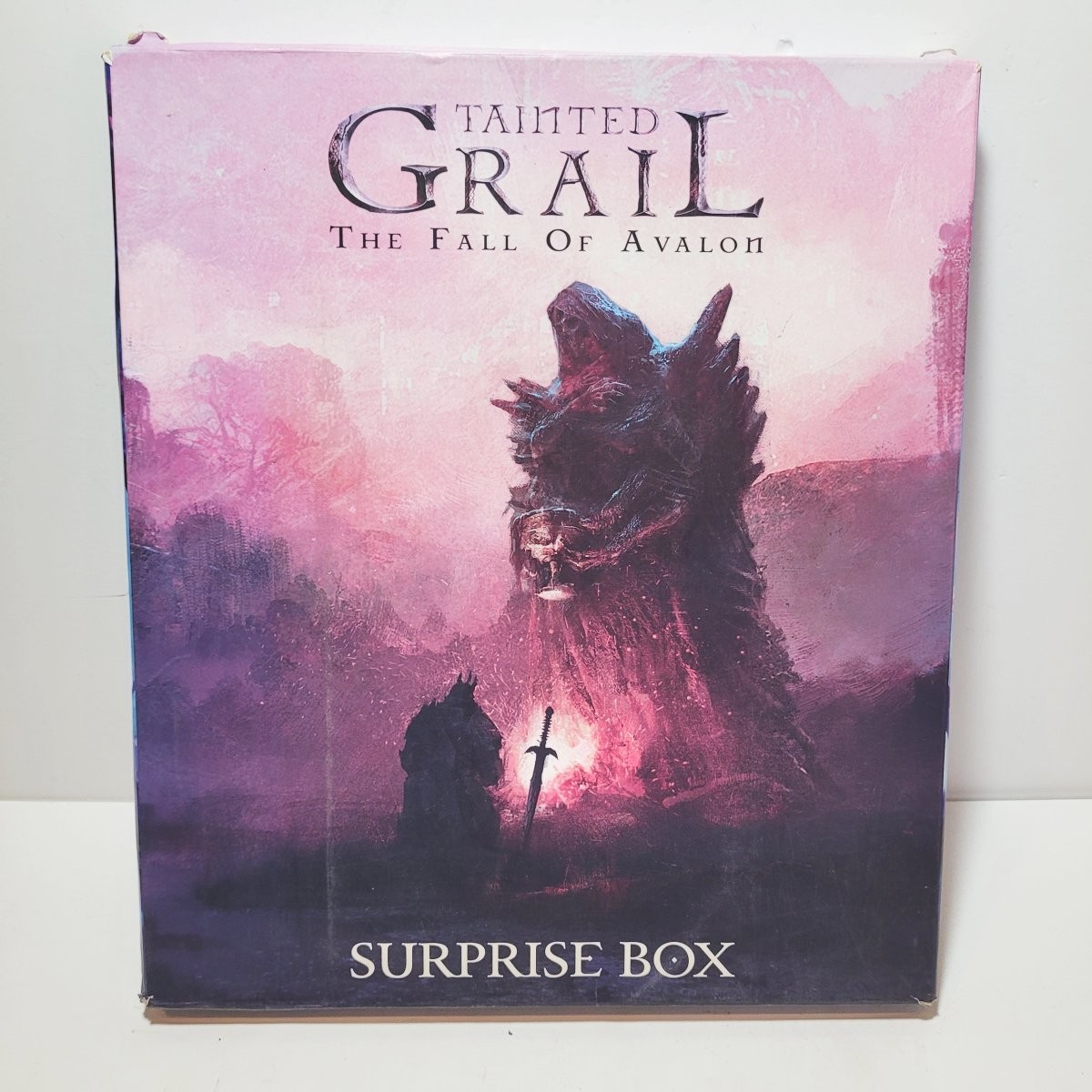 Tainted Grail lot: stretch goals Age of Legends, Last Knight, Red Death, Echoes+