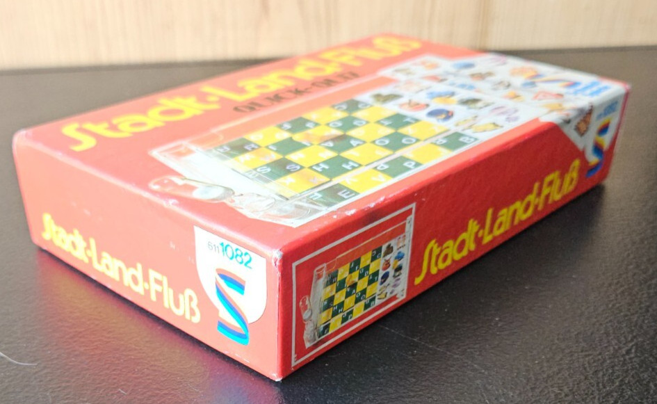 STADT/ LAND/ FLUB QUICK QUIZ GAME. SCHMIDT SPIELE MADE IN W. GERMANY