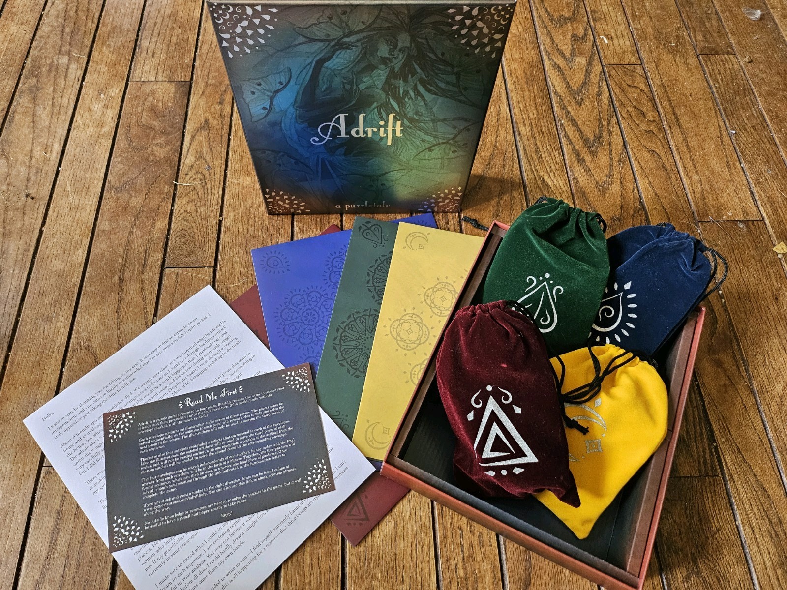 Adrift Puzzle Tale Game. Postcurious. Open Box. Complete.