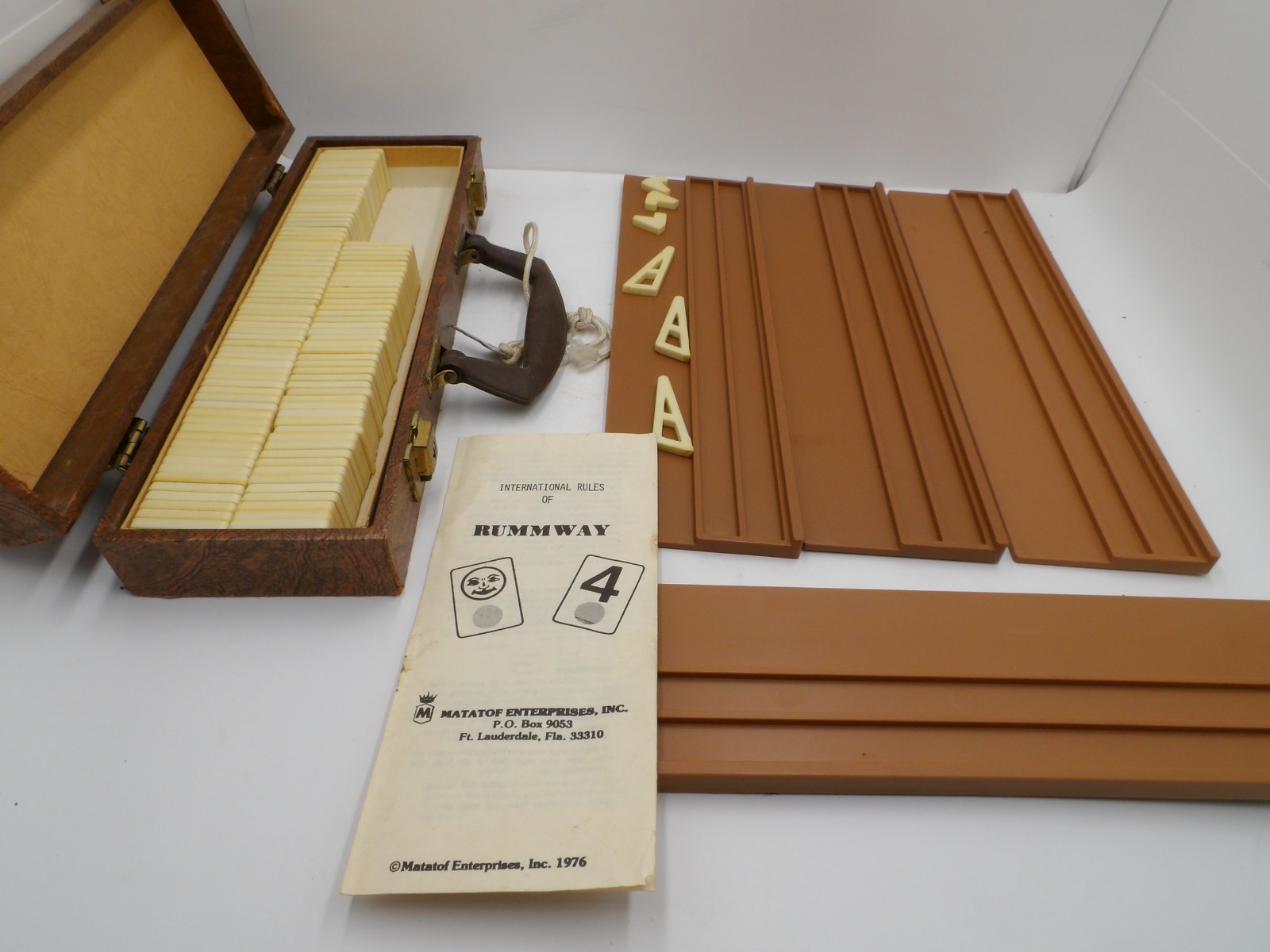 Vintage 1976 Rummway Tile Game By Matatof Complete W/106 Tiles Wood Carry Case