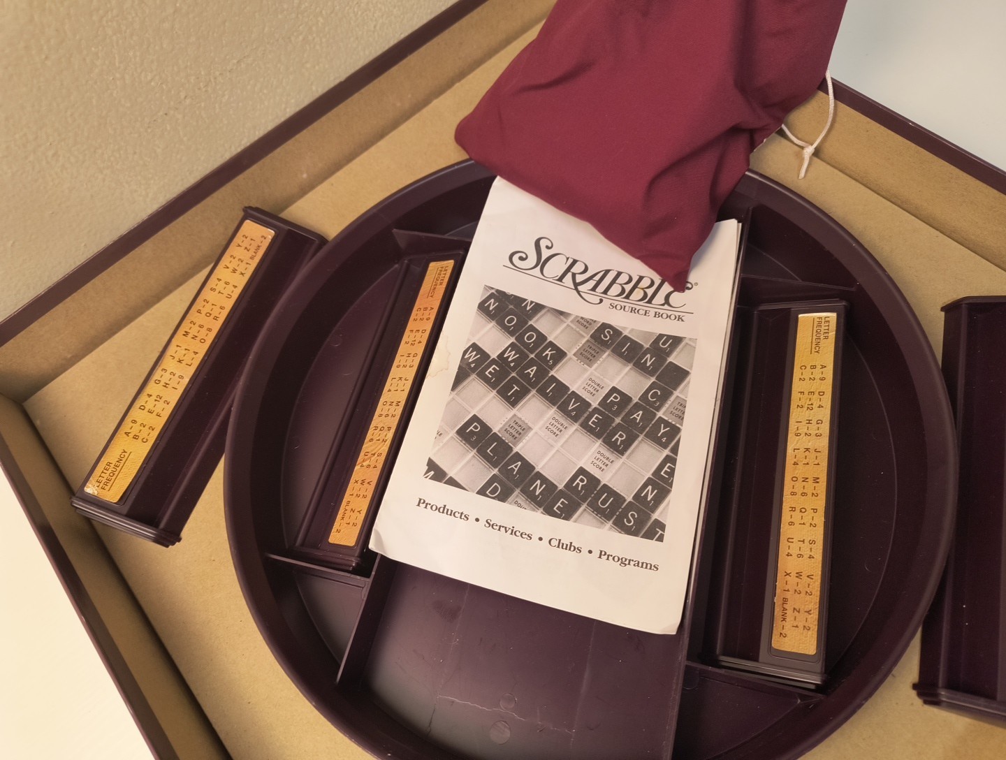Milton Bradley 4034 Scrabble Deluxe Edition Board Game