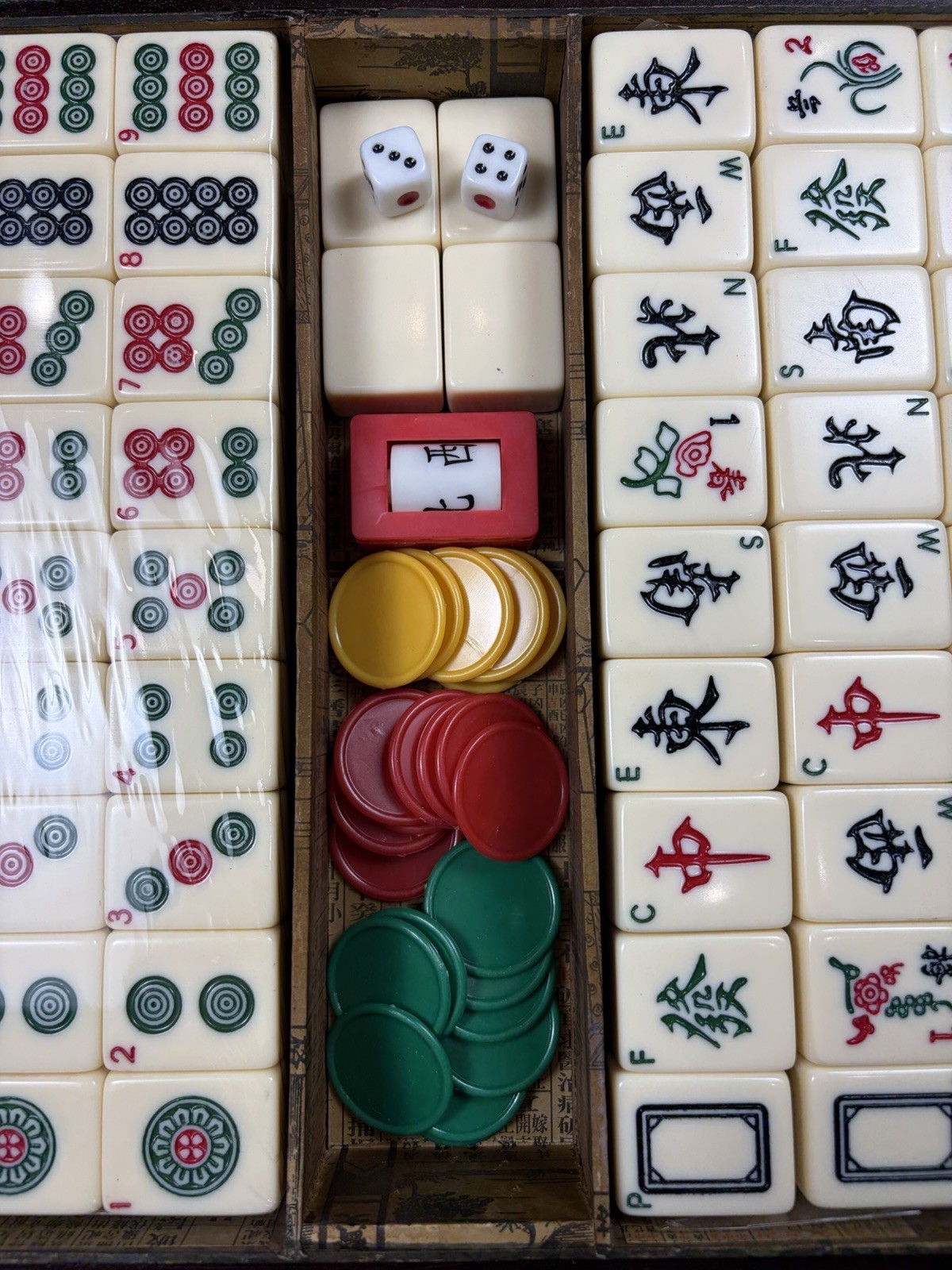VTG Chinese Mahjong Set 144 Tiles Mah-Jong Game Carry Case Box Mahjong Mahjongg