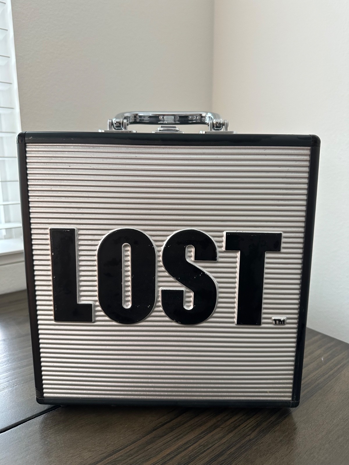 Lost: The Board Game RARE Briefcase Edition, 2006, TV Show, Complete