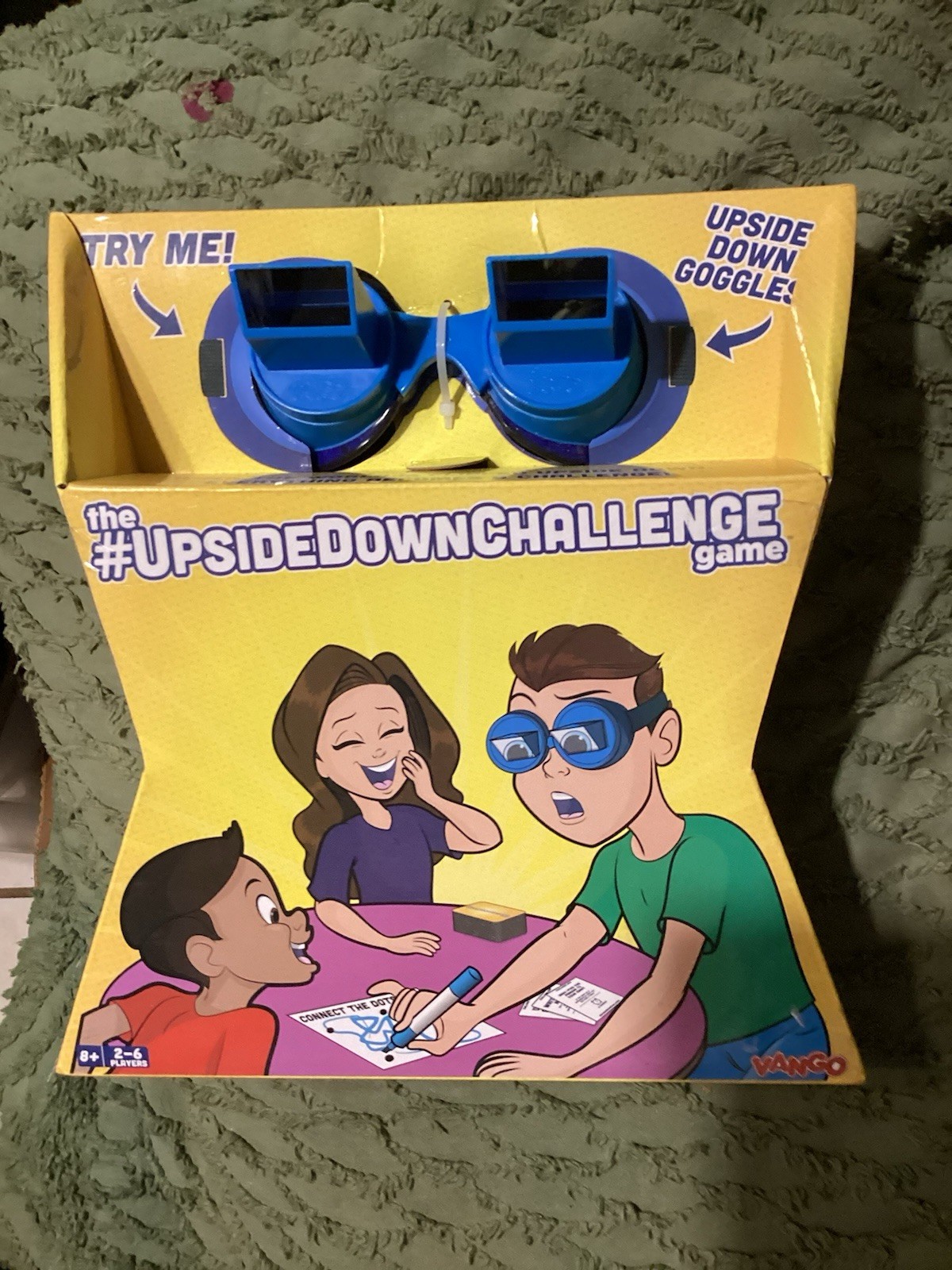 The Upside Down Challenge Game 8+ Years. 2-6 Players