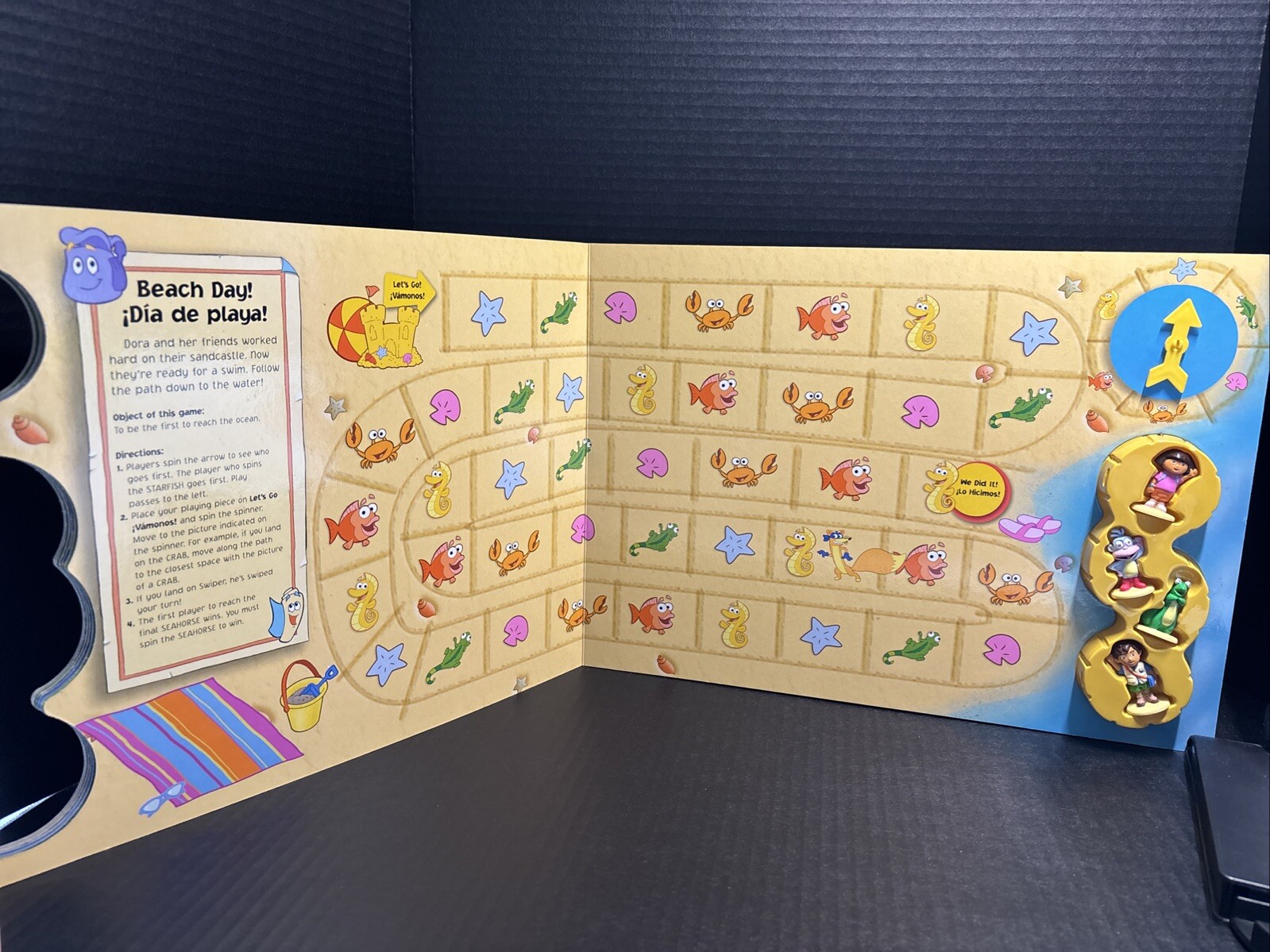 NICK JR. DORA THE EXPLORER ADVENTURE GAME BOOK-5 GAMES & 4 FIGURES-COPYRIGHT2004