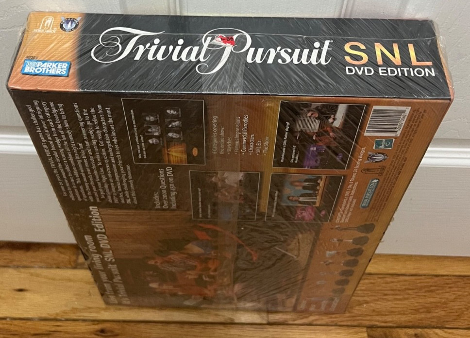 NEW-2004 Trivial Pursuit SNL DVD Edition Saturday Night Live Trivia Board Game!
